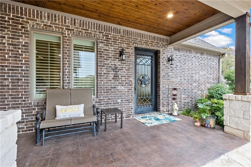 College Station, Texas, 77845, United States, 6 Bedrooms Bedrooms, ,7 BathroomsBathrooms,Residential,For Sale,2000779