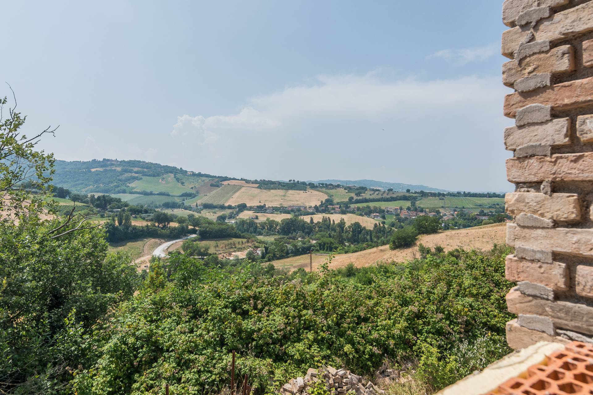 Montelabbate, Pesaro e Urbino, 61025, IT, 4 Bedrooms Bedrooms, ,3 BathroomsBathrooms,Residential,For Sale,1876192