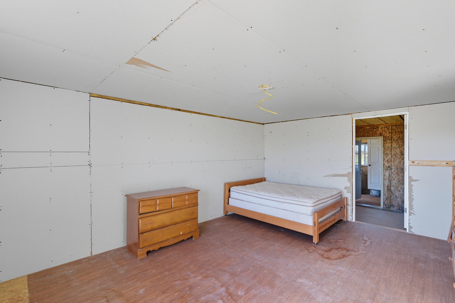 Nashville, Michigan, 49073, United States, 8 Bedrooms Bedrooms, ,3 BathroomsBathrooms,Residential,For Sale,1983541