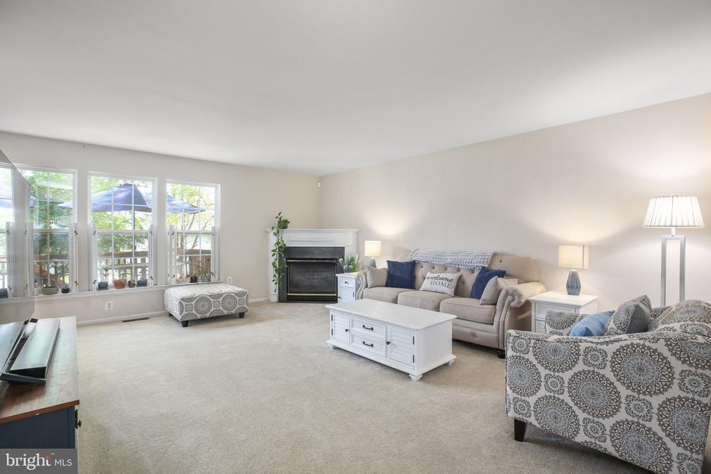 Fredericksburg, Virginia, 22406, United States, 4 Bedrooms Bedrooms, ,3 BathroomsBathrooms,Residential,For Sale,1934657