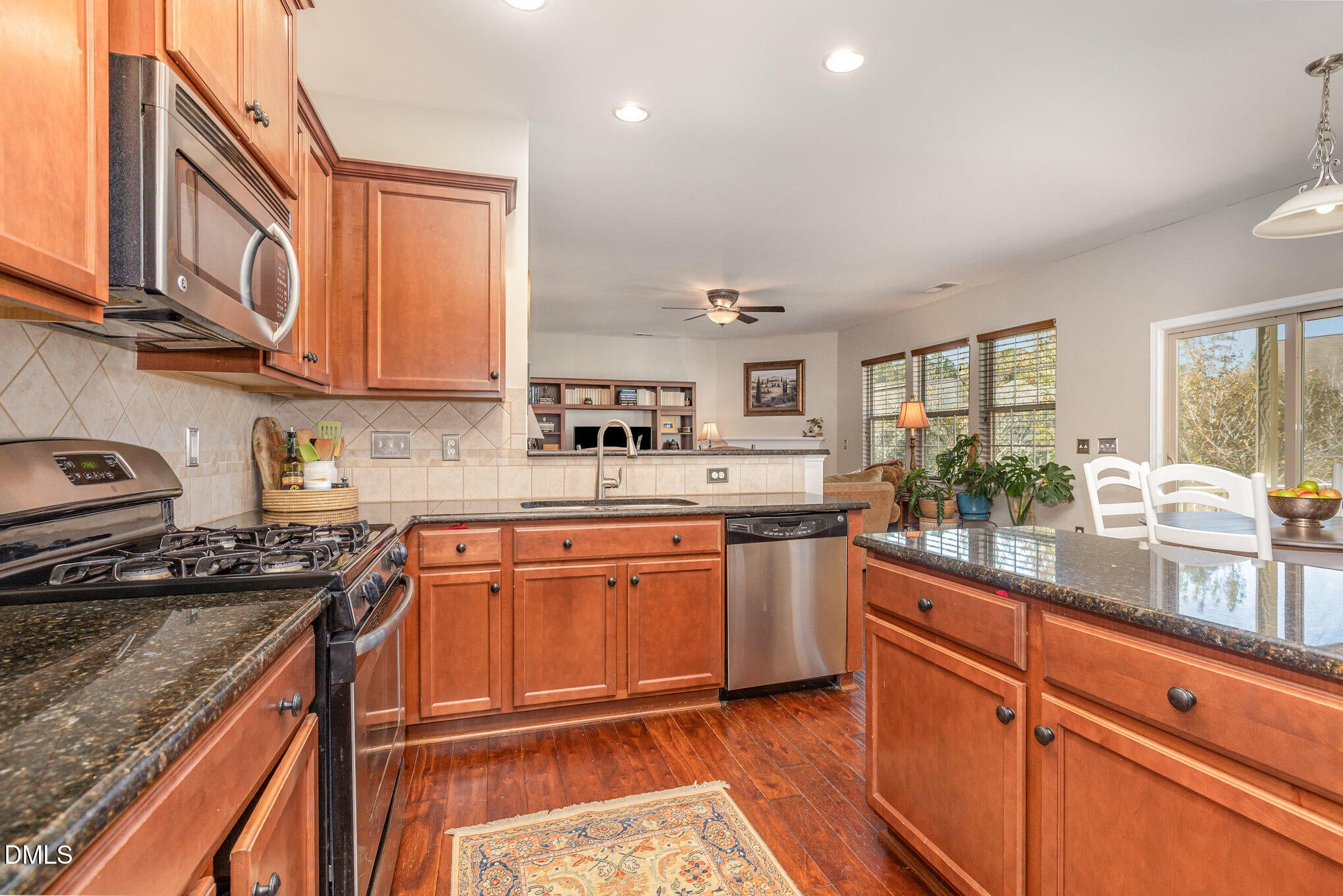 Apex, North Carolina, 27539, United States, 4 Bedrooms Bedrooms, ,3 BathroomsBathrooms,Residential,For Sale,1988359