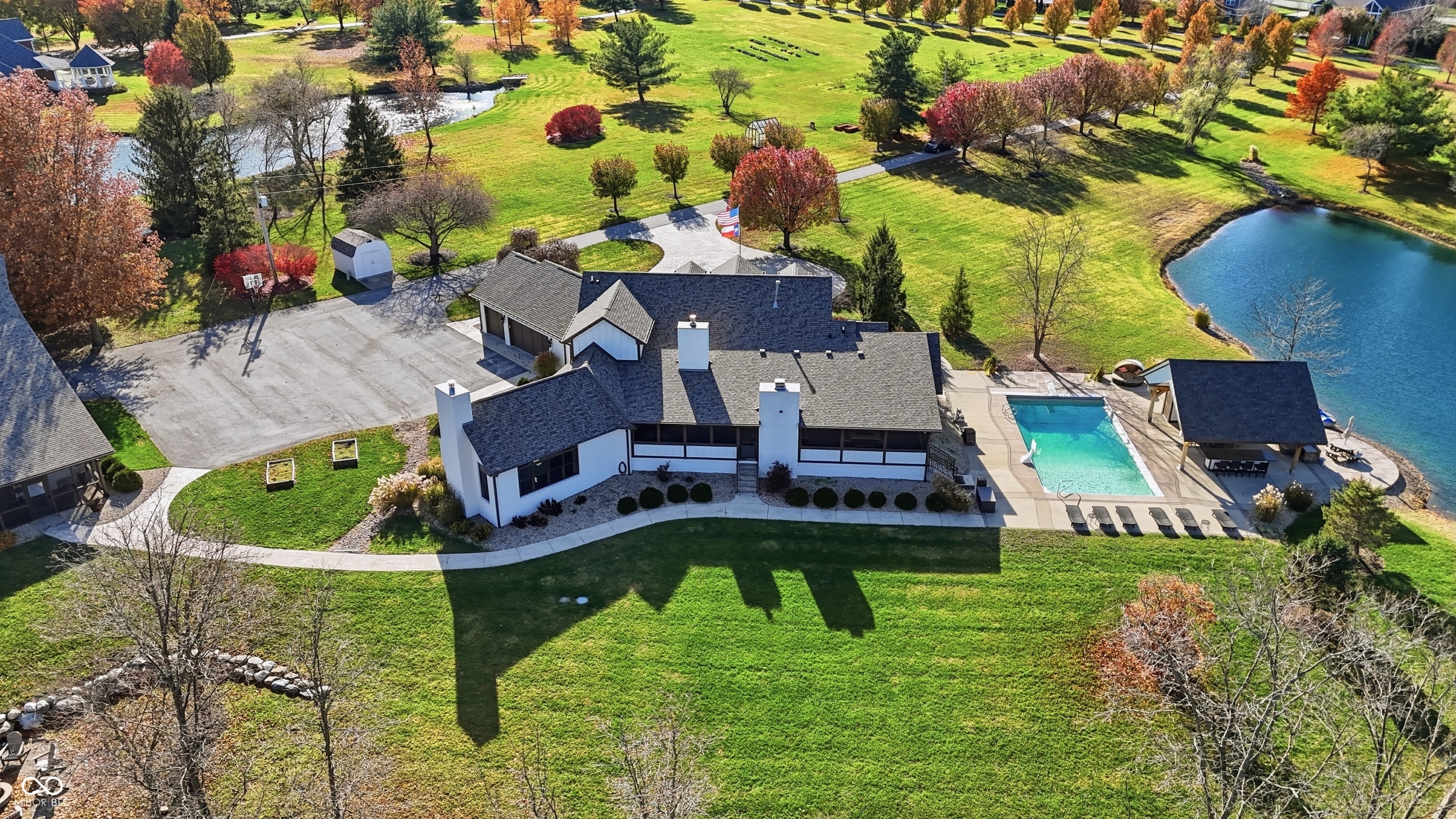 Bargersville, Indiana, 46106, United States, 5 Bedrooms Bedrooms, ,6 BathroomsBathrooms,Residential,For Sale,1992401