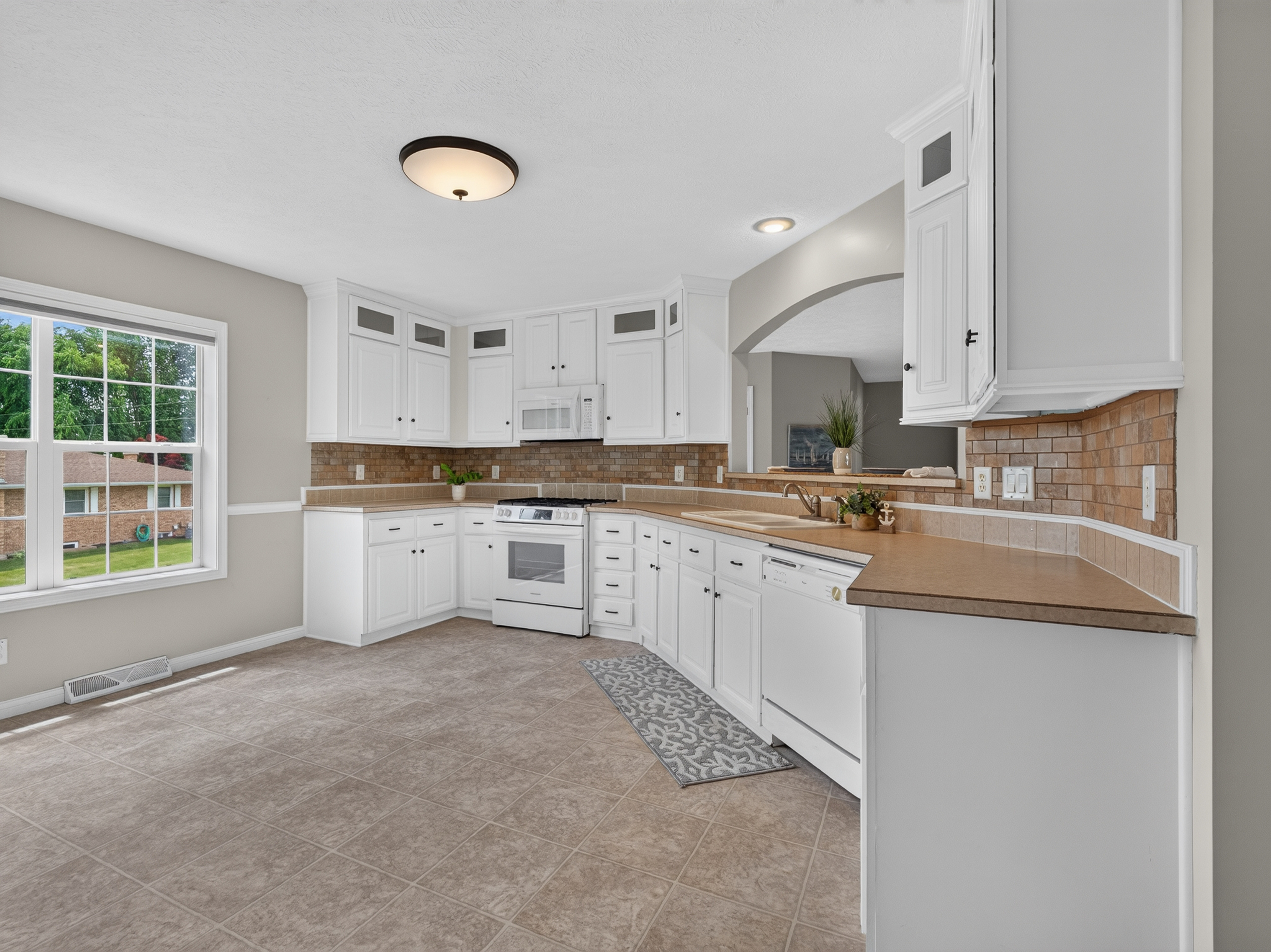  Spacious Channel-Front Home Off Lake Wawasee - 物件實景