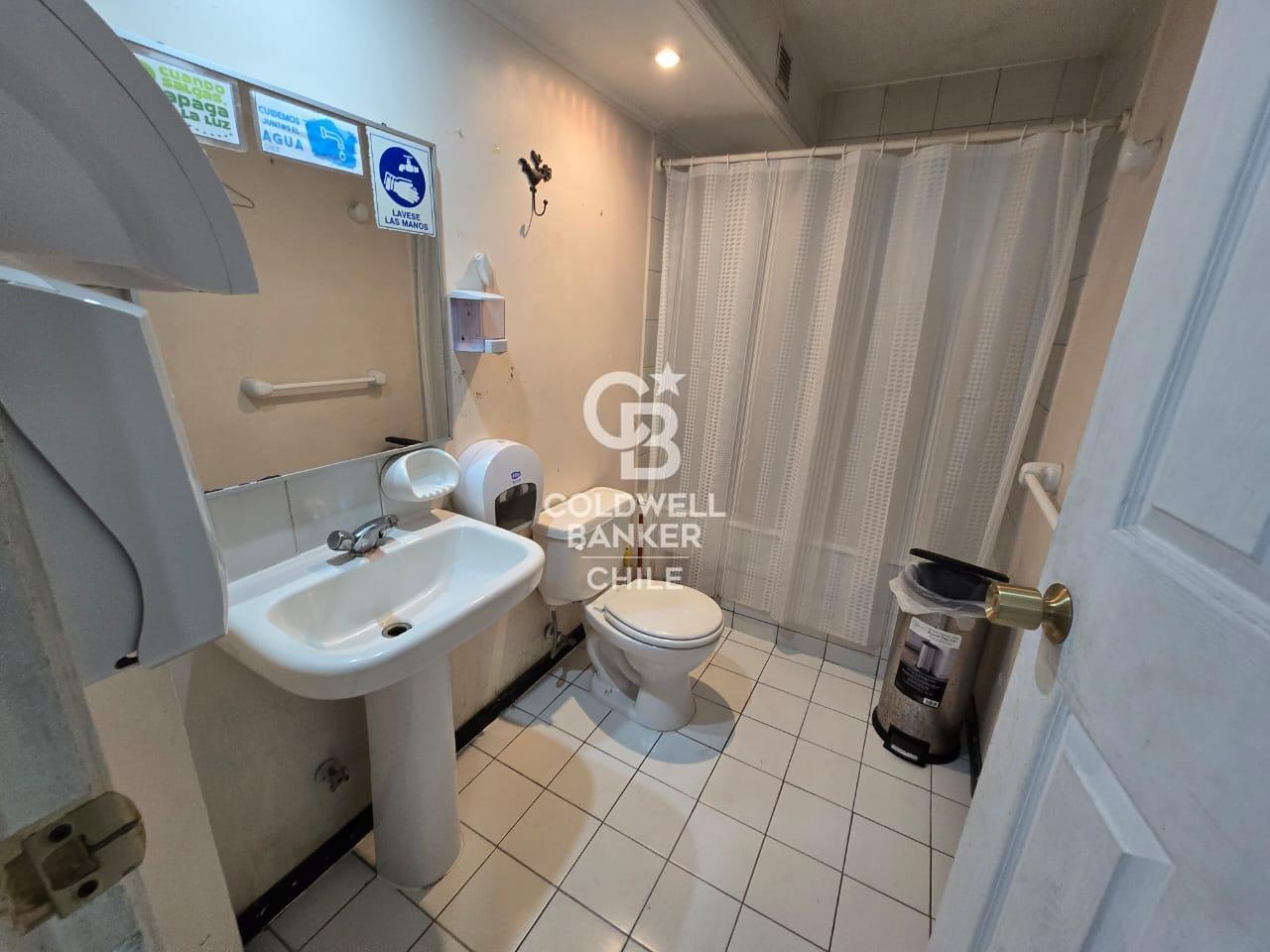 Antofagasta, Chile, 7 Bedrooms Bedrooms, ,3 BathroomsBathrooms,Residential,For Sale,1896759