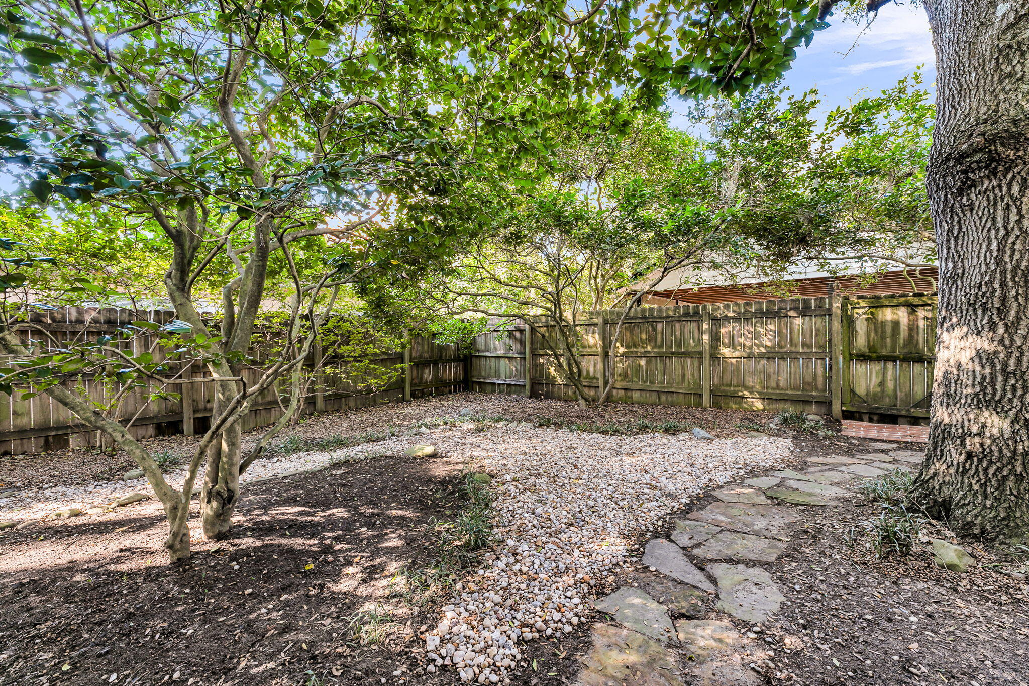 Charleston, South Carolina, 29412, United States, 4 Bedrooms Bedrooms, ,2 BathroomsBathrooms,Residential,For Sale,1983984