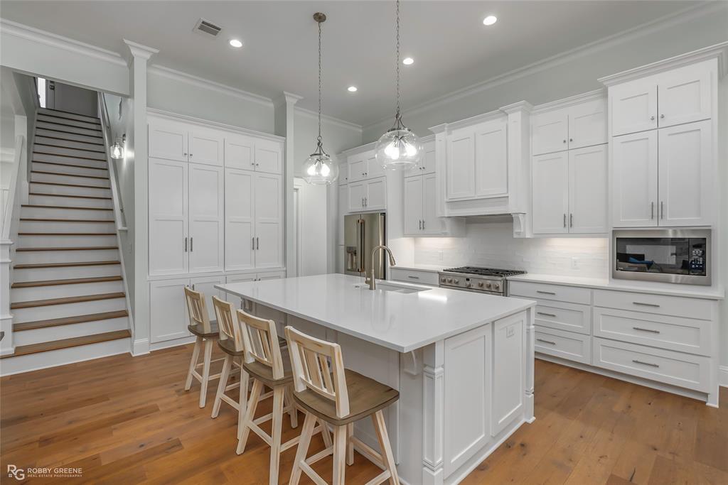 Frierson, Louisiana, 71027, United States, 5 Bedrooms Bedrooms, ,4 BathroomsBathrooms,Residential,For Sale,1827037