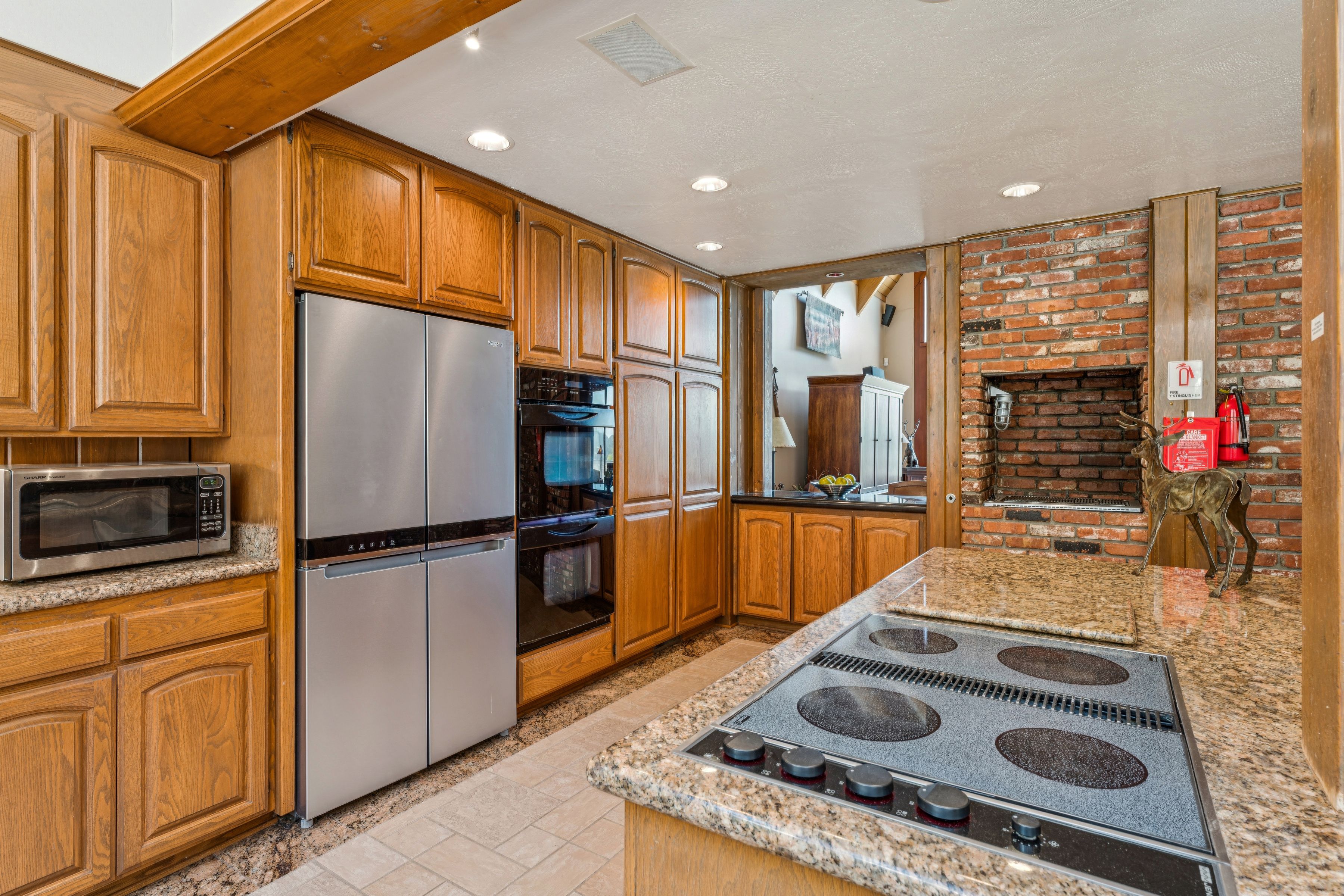  1369 Yellowstone Drive, Lake Arrowhead, CA 92352 - 物件實景
