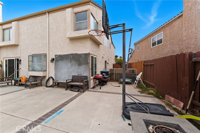 Moreno Valley, California, 92557, United States, 4 Bedrooms Bedrooms, ,3 BathroomsBathrooms,Residential,For Sale,1978485