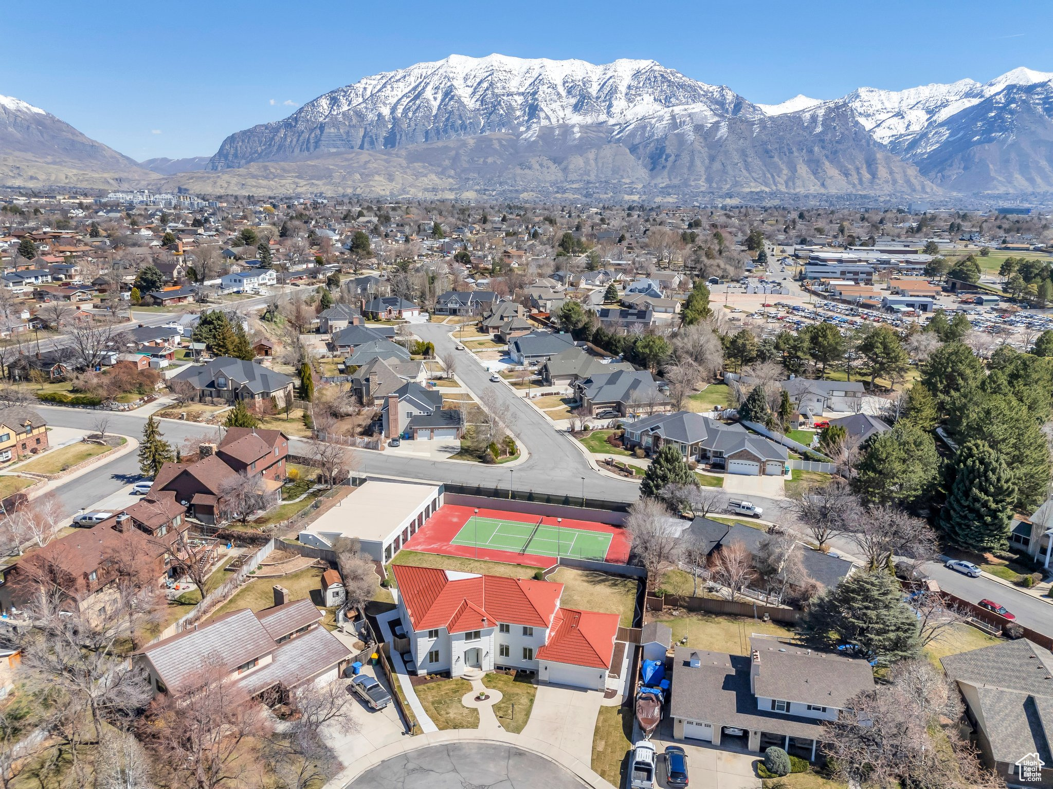Orem, Utah, 84058, United States, 6 Bedrooms Bedrooms, ,6 BathroomsBathrooms,Residential,For Sale,1829132