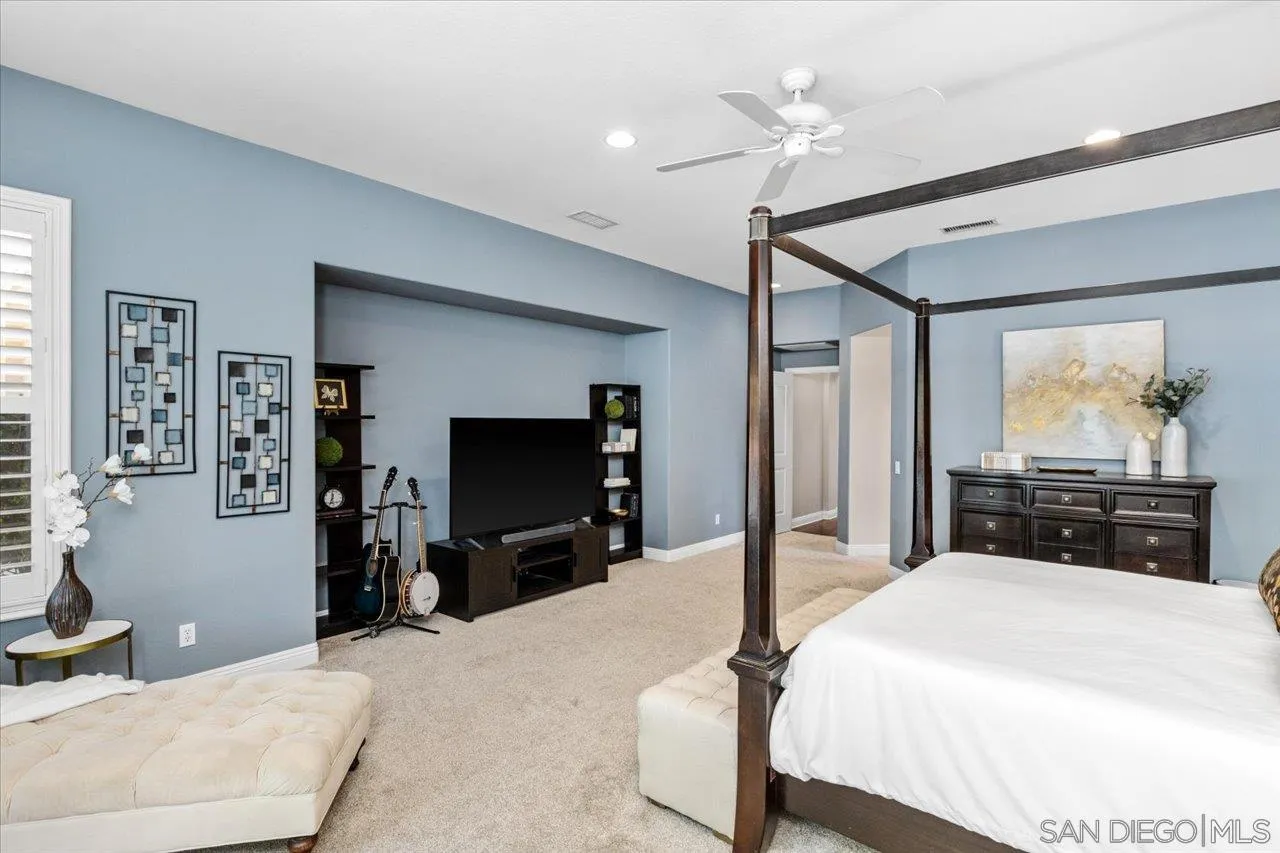 San Diego, California, 92128, United States, 4 Bedrooms Bedrooms, ,4 BathroomsBathrooms,Residential,For Sale,1926173