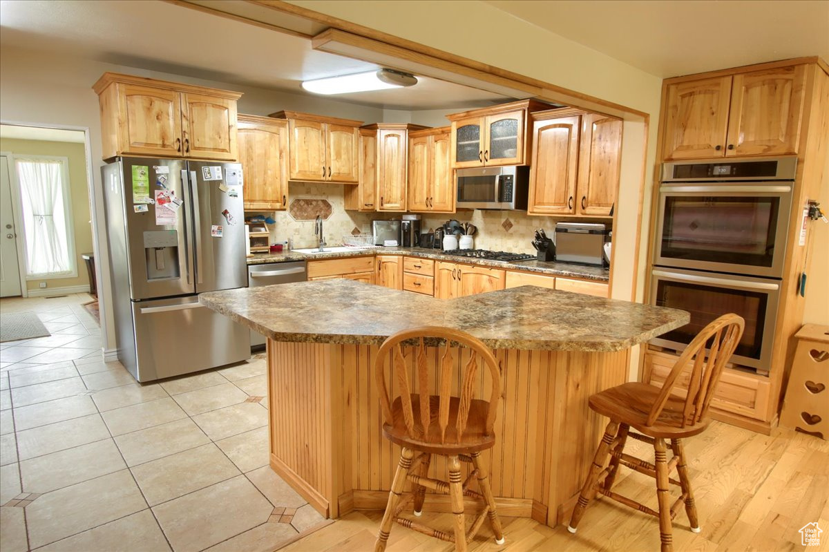 West Valley City, Utah, 84128, United States, 5 Bedrooms Bedrooms, ,2 BathroomsBathrooms,Residential,For Sale,1868735