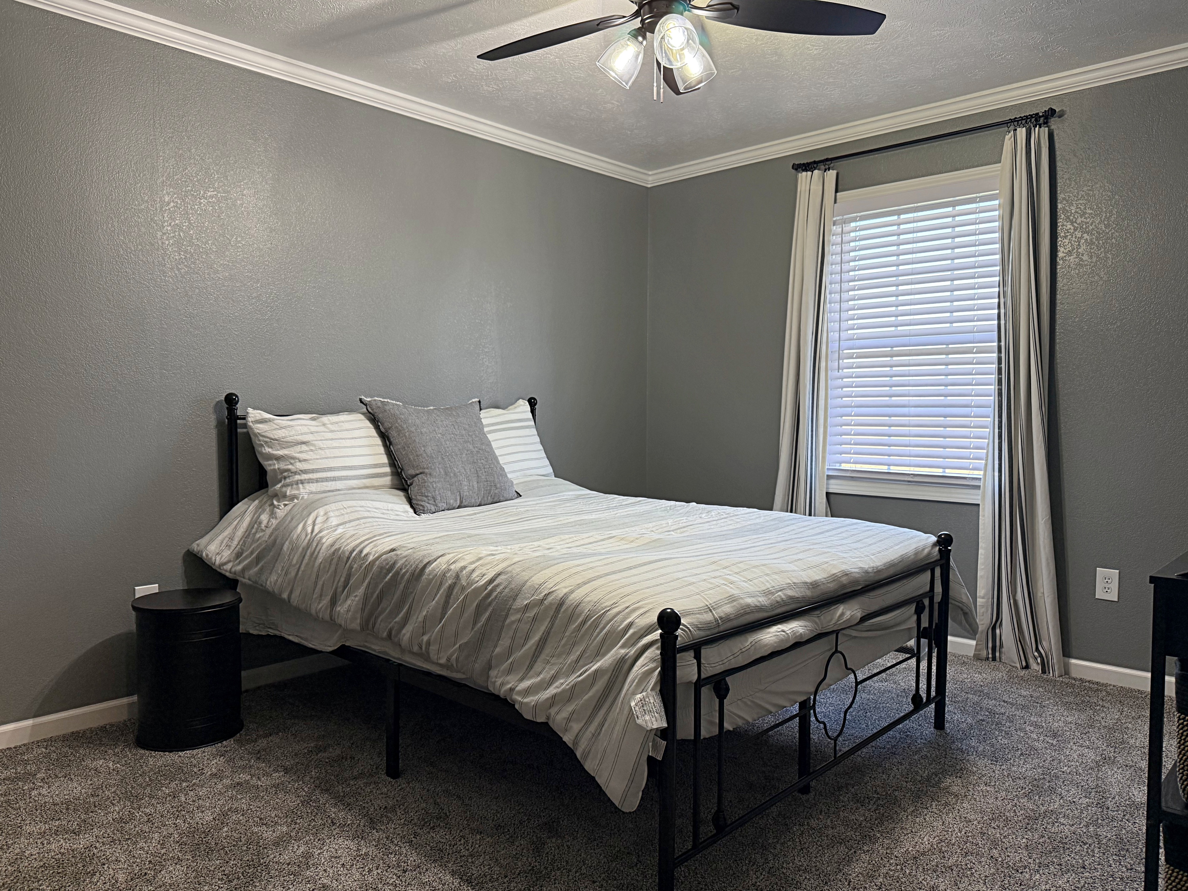 Loogootee, Indiana, 47553, United States, 4 Bedrooms Bedrooms, ,3 BathroomsBathrooms,Residential,For Sale,2005649