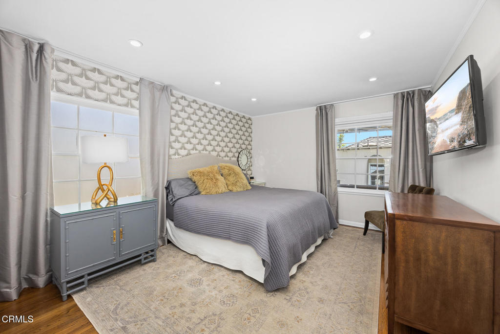 Pasadena, California, 91107, United States, 2 Bedrooms Bedrooms, ,1 BathroomBathrooms,Residential,For Sale,1988268