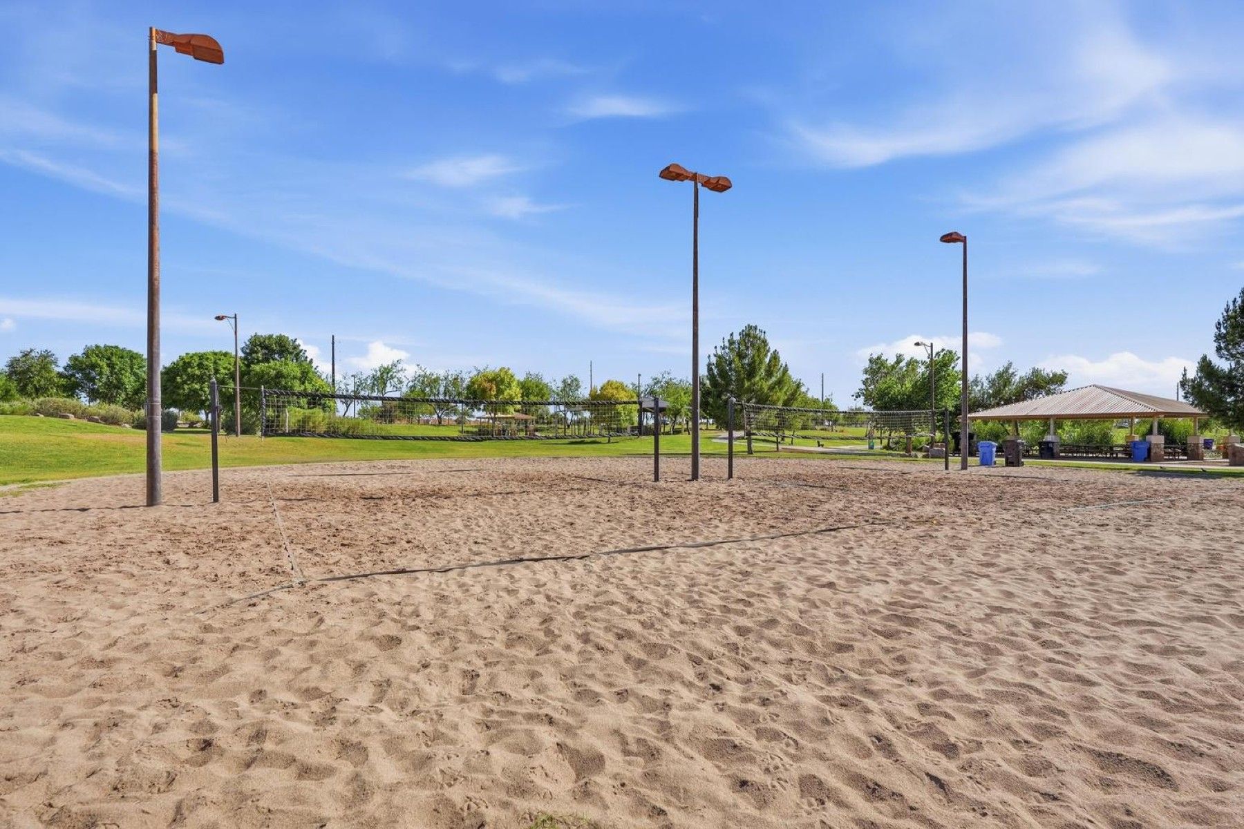 2266 E Willis Rd  Gilbert, AZ - 物件實景
