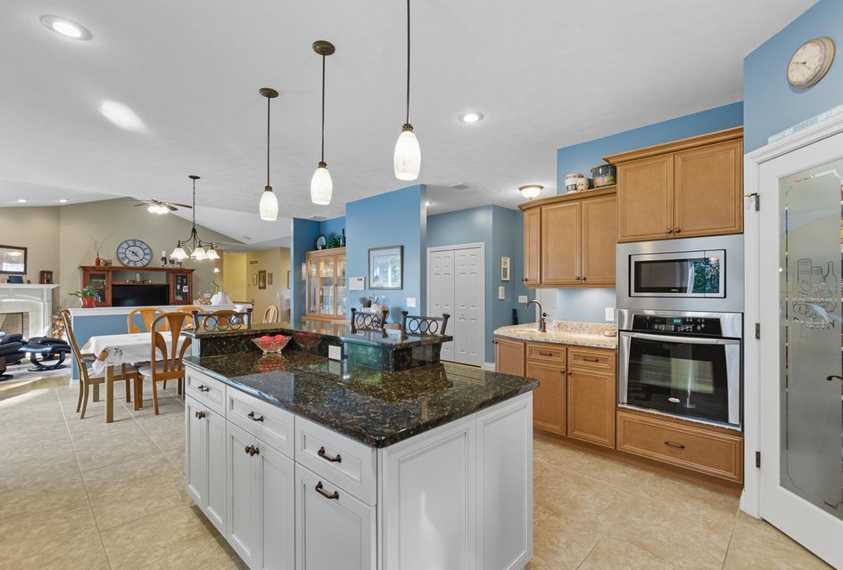 Big Rapids, Michigan, 49307, United States, 3 Bedrooms Bedrooms, ,4 BathroomsBathrooms,Residential,For Sale,1976014