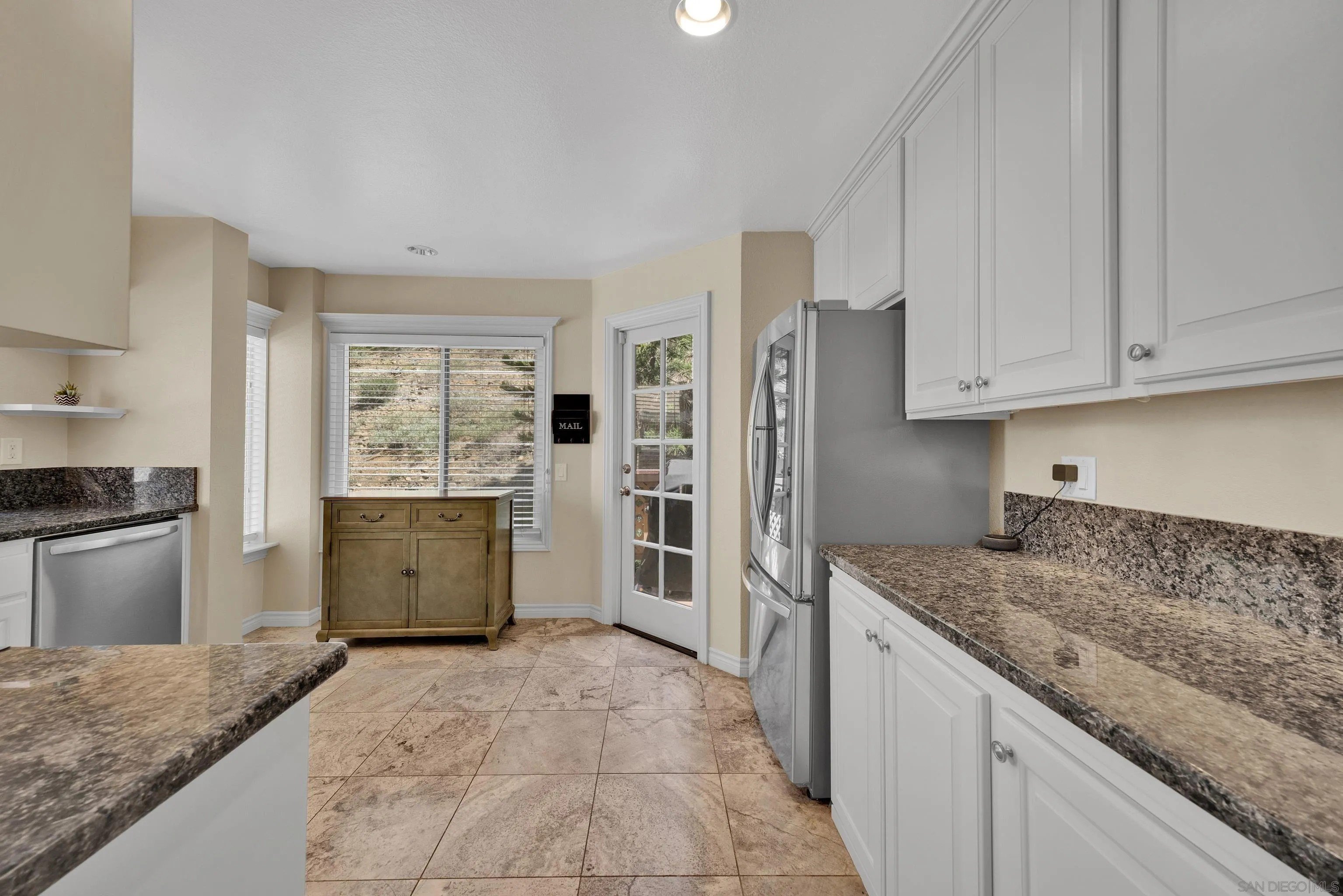 San Diego, California, 92119, United States, 3 Bedrooms Bedrooms, ,3 BathroomsBathrooms,Residential,For Sale,1910844