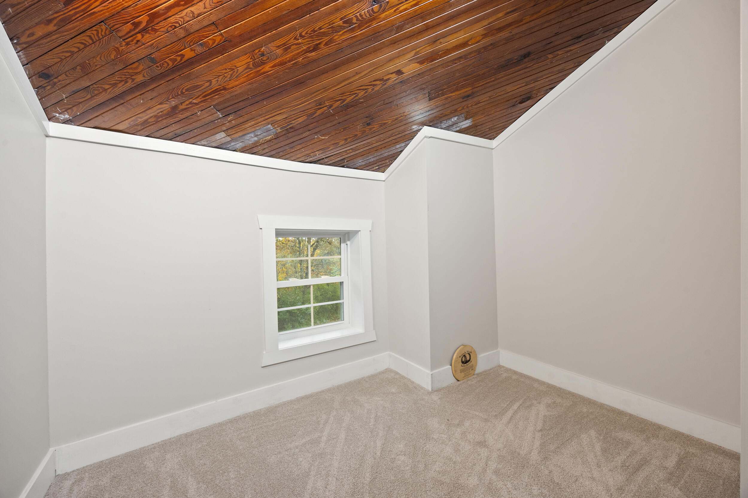 Corinth, Kentucky, 41010, United States, 4 Bedrooms Bedrooms, ,4 BathroomsBathrooms,Residential,For Sale,1992154