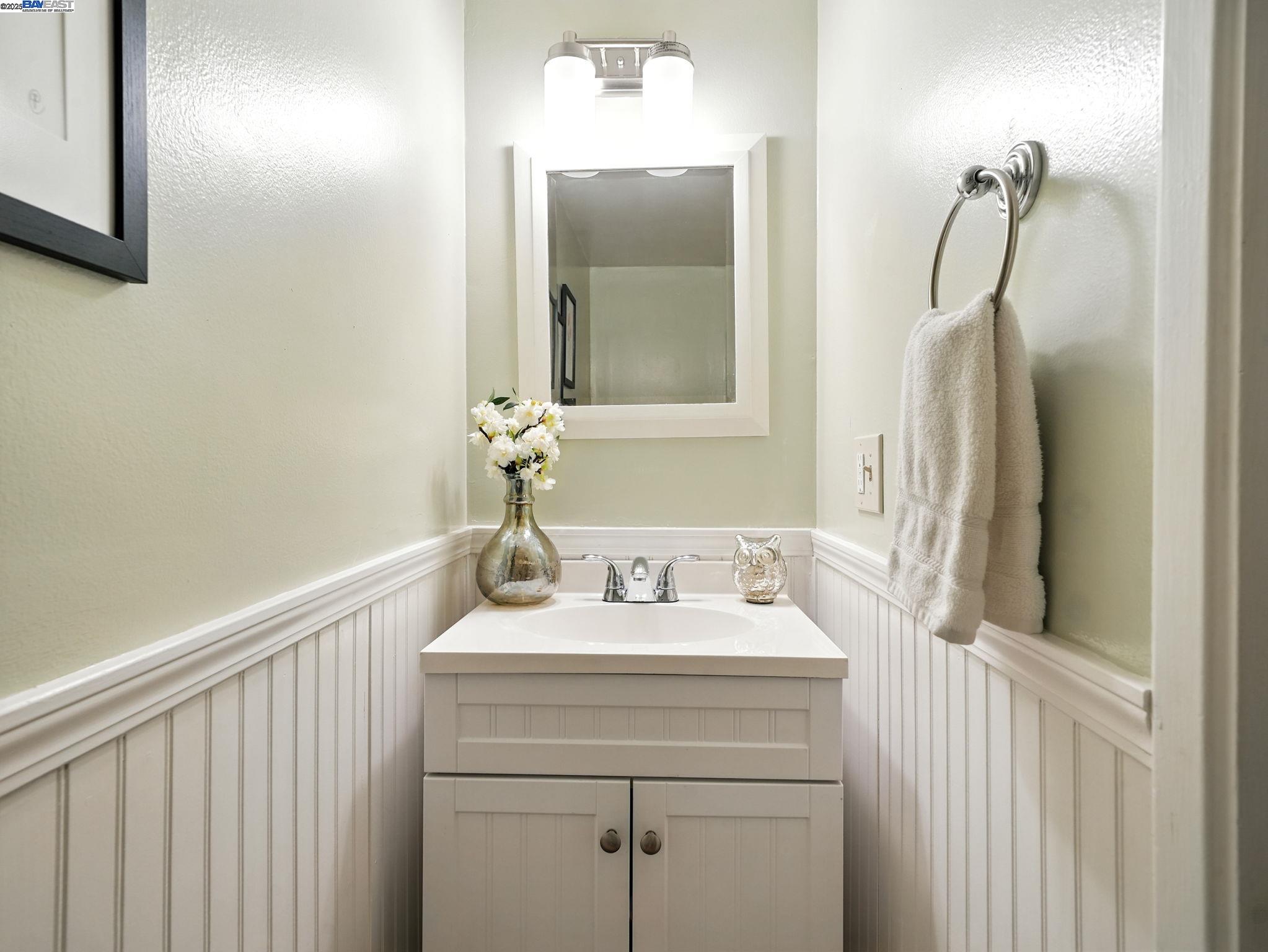 Livermore, California, 94551, United States, 2 Bedrooms Bedrooms, ,1 BathroomBathrooms,Residential,For Sale,1927441