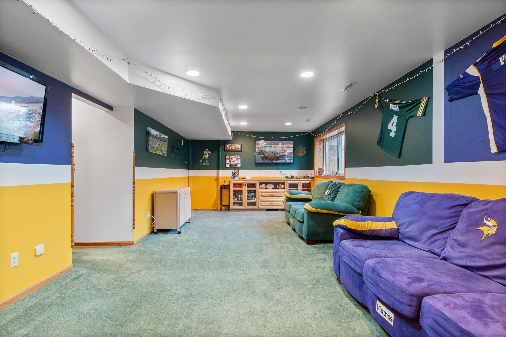 Elbow Lake, Minnesota, 56531, United States, 3 Bedrooms Bedrooms, ,2 BathroomsBathrooms,Residential,For Sale,1897699