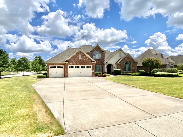 Mokena, Illinois, 60448, United States, 5 Bedrooms Bedrooms, ,4 BathroomsBathrooms,Residential,For Sale,1915819