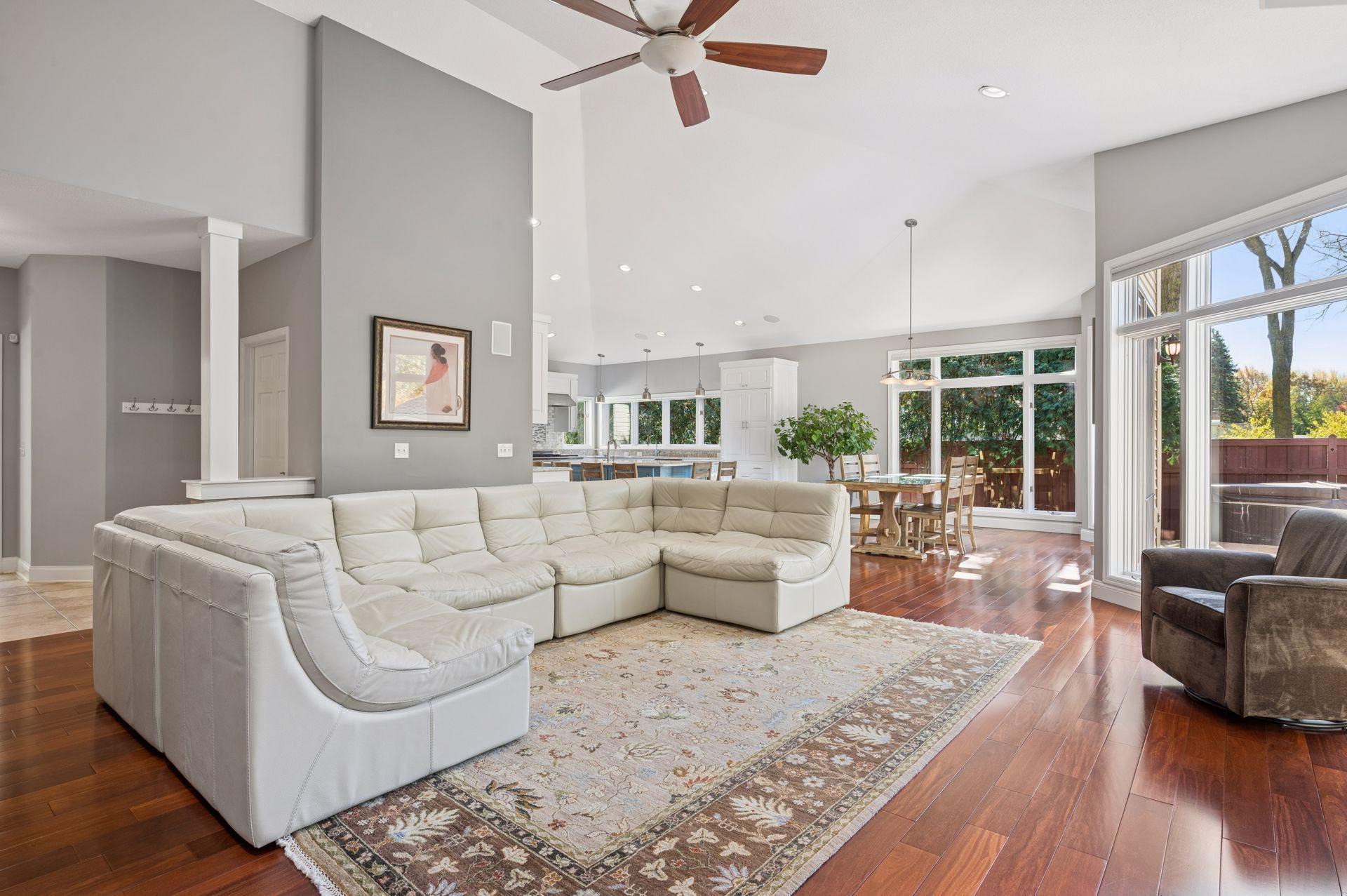 Plymouth, Minnesota, 55447, United States, 5 Bedrooms Bedrooms, ,4 BathroomsBathrooms,Residential,For Sale,1989736