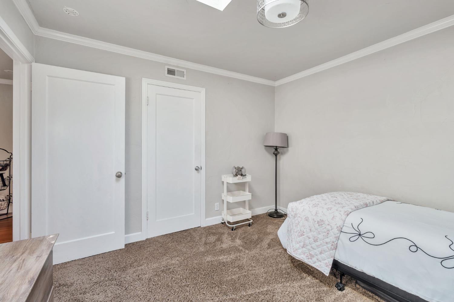 Stockton, California, 95207, United States, 3 Bedrooms Bedrooms, ,2 BathroomsBathrooms,Residential,For Sale,1915984