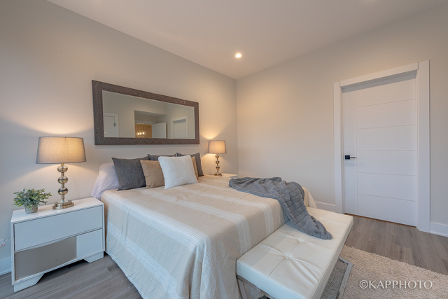 Chicago, Illinois, 60612, United States, 3 Bedrooms Bedrooms, ,2 BathroomsBathrooms,Residential,For Sale,1881356