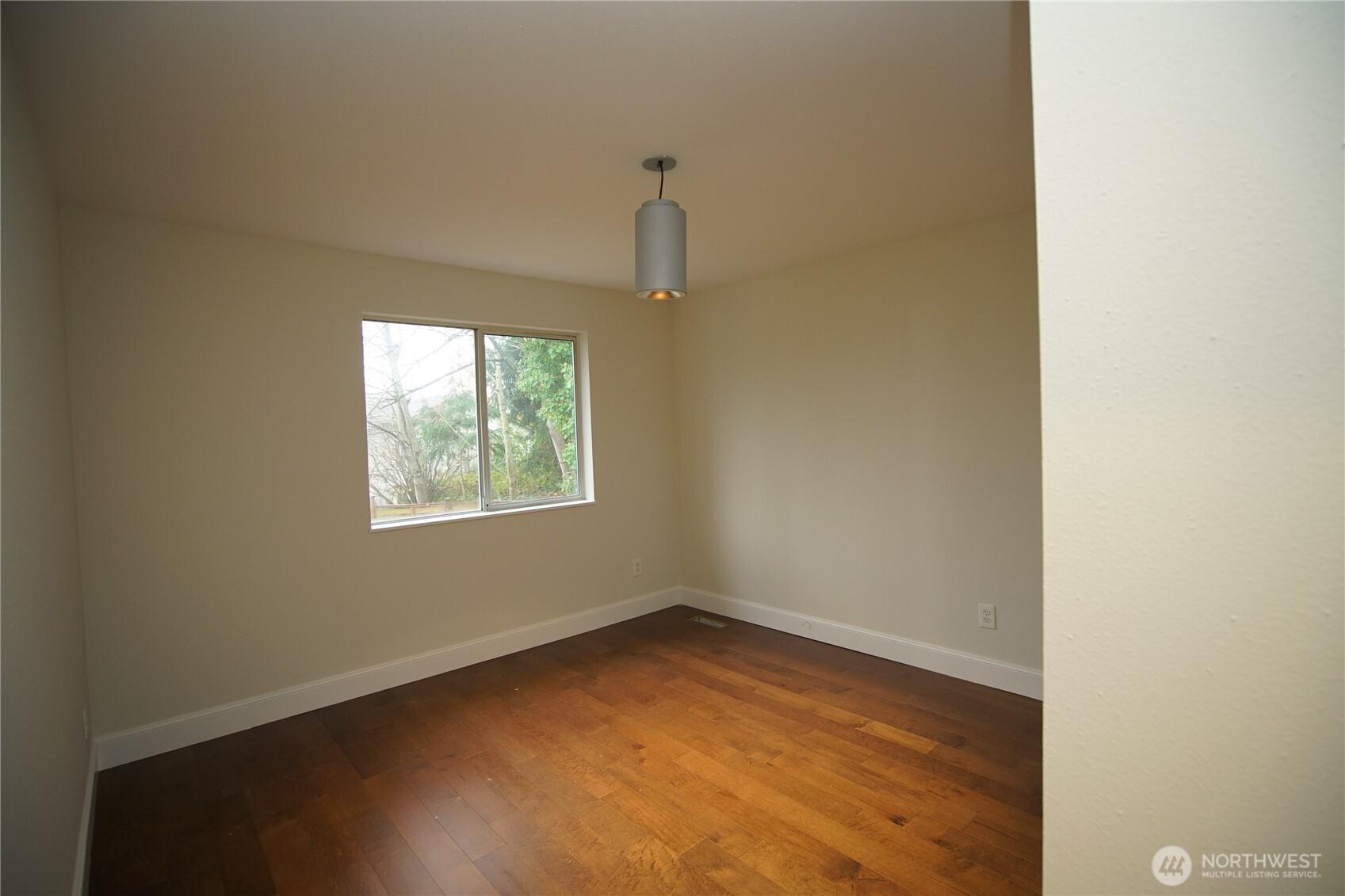 FEDERAL WAY, Washington, 98023, United States, 5 Bedrooms Bedrooms, ,3 BathroomsBathrooms,Residential,For Sale,1997167