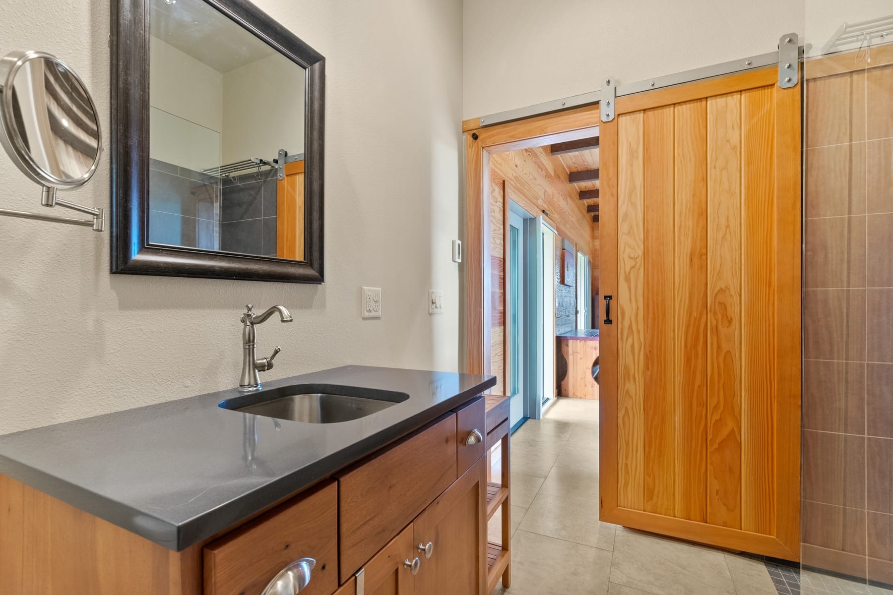  8810 NE BLACKBURN RD Yamhill, OR 97148 - 物件實景
