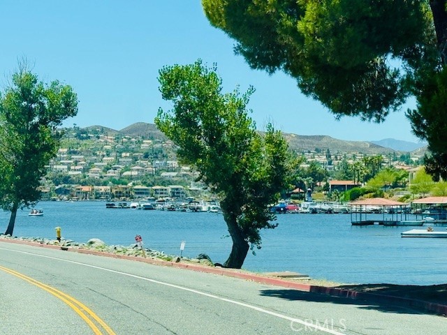 Canyon Lake, California, 92587, United States, 3 Bedrooms Bedrooms, ,2 BathroomsBathrooms,Residential,For Sale,1921112