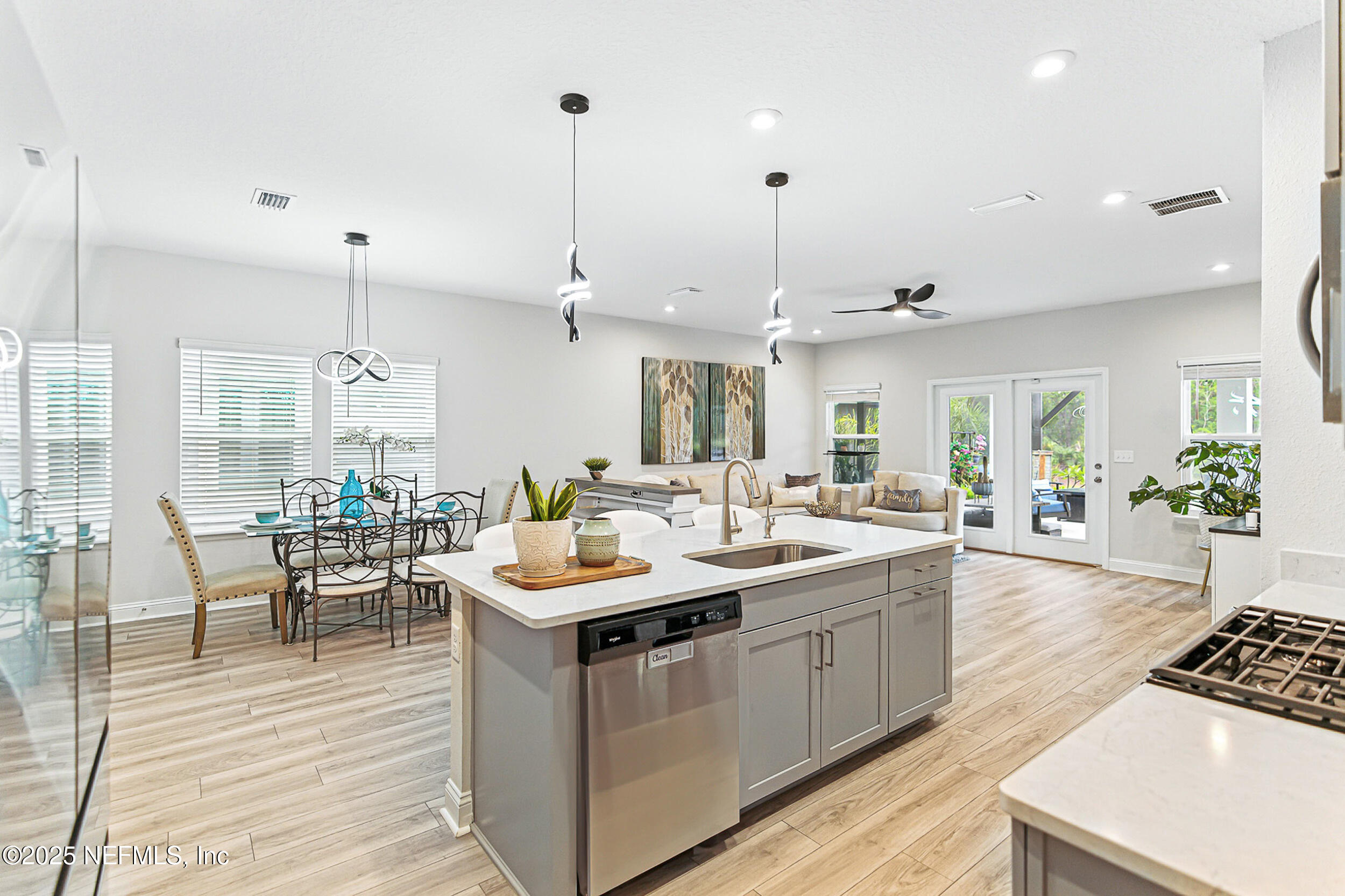 St. Johns, Florida, 32259, United States, 5 Bedrooms Bedrooms, ,3 BathroomsBathrooms,Residential,For Sale,1866310