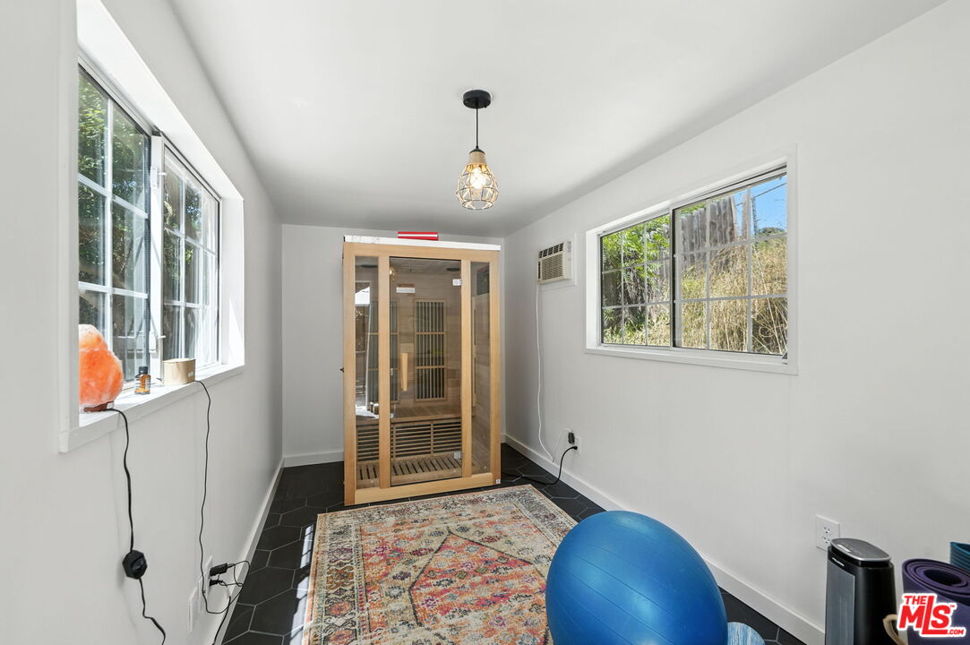 Topanga, California, 90290, United States, 2 Bedrooms Bedrooms, ,1 BathroomBathrooms,Residential,For Sale,1913417