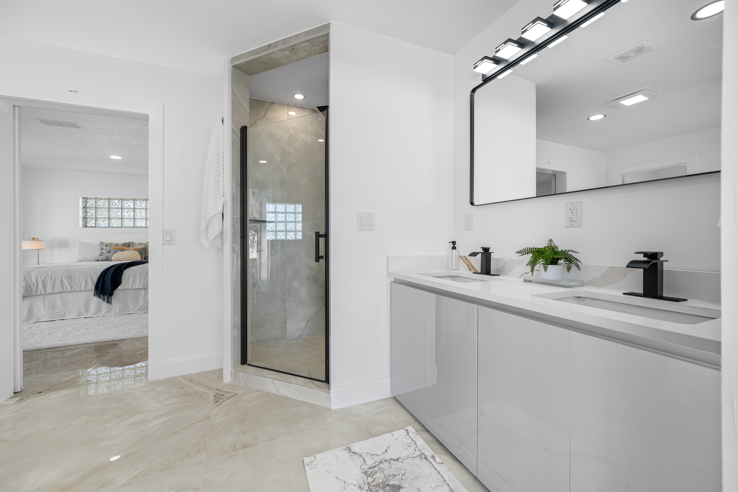 St Petersburg, Florida, 33707, United States, 3 Bedrooms Bedrooms, ,3 BathroomsBathrooms,Residential,For Sale,2017705