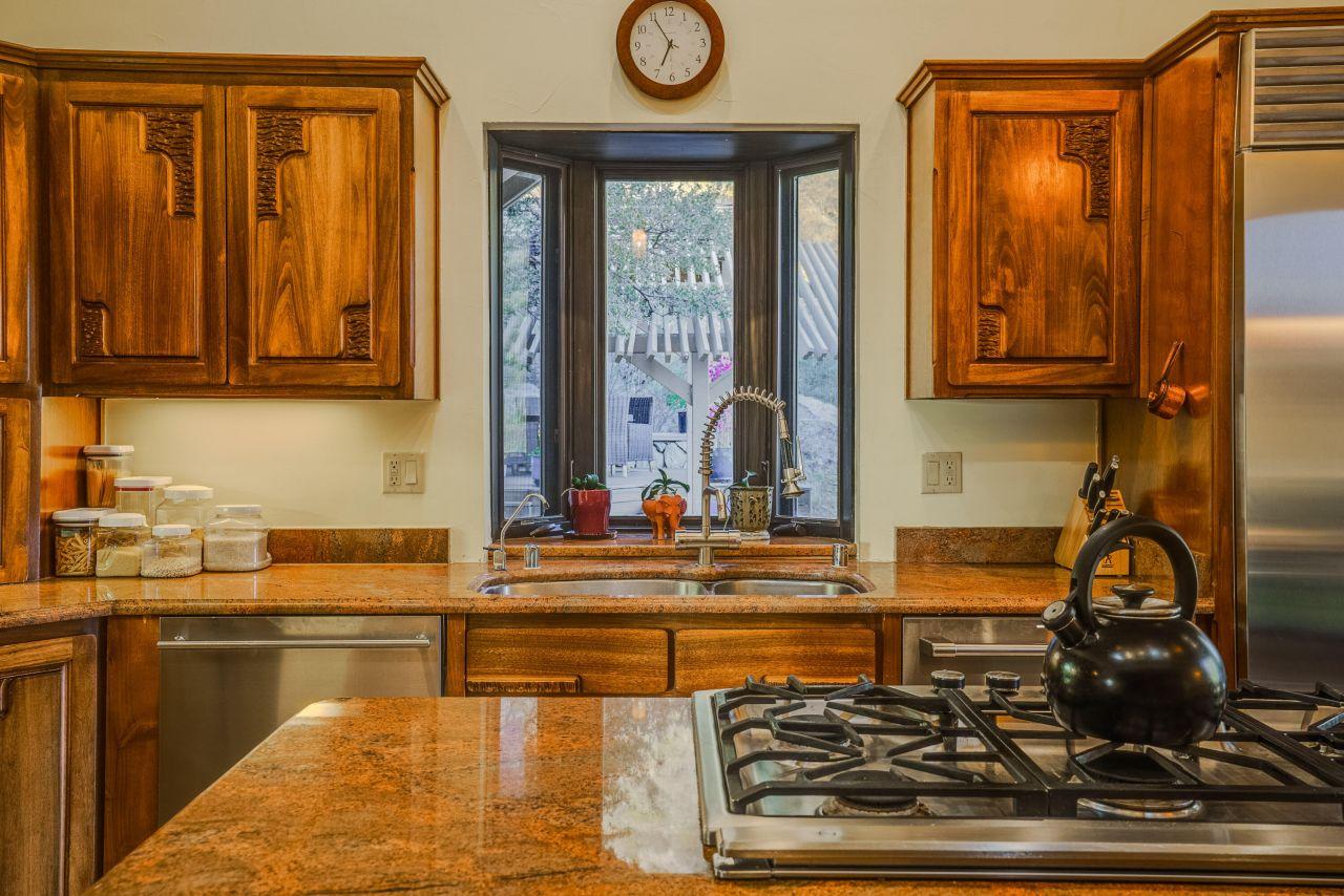 Albuquerque, New Mexico, 87122, United States, 4 Bedrooms Bedrooms, ,5 BathroomsBathrooms,Residential,For Sale,1766208