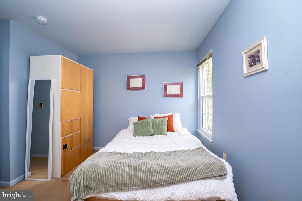 Princeton, New Jersey, 08540, United States, 4 Bedrooms Bedrooms, ,3 BathroomsBathrooms,Residential,For Sale,1977761