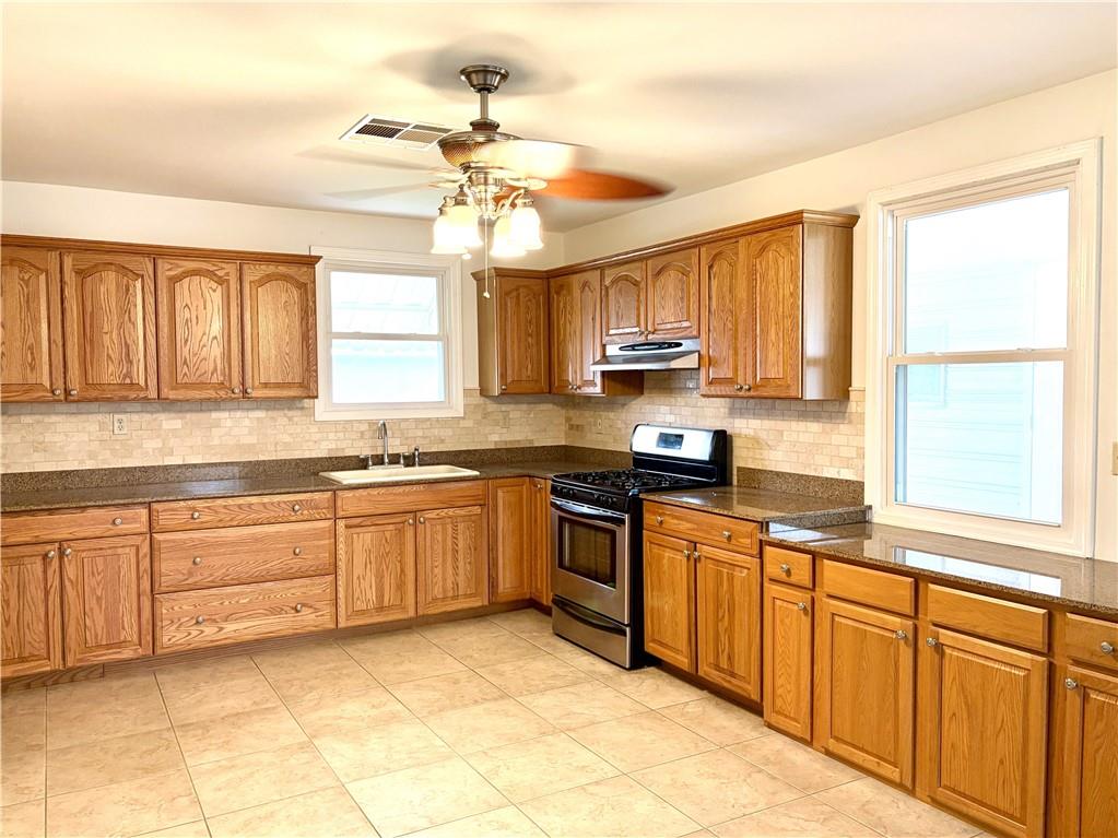 Victor St, Chalmette, LA 70043 #1