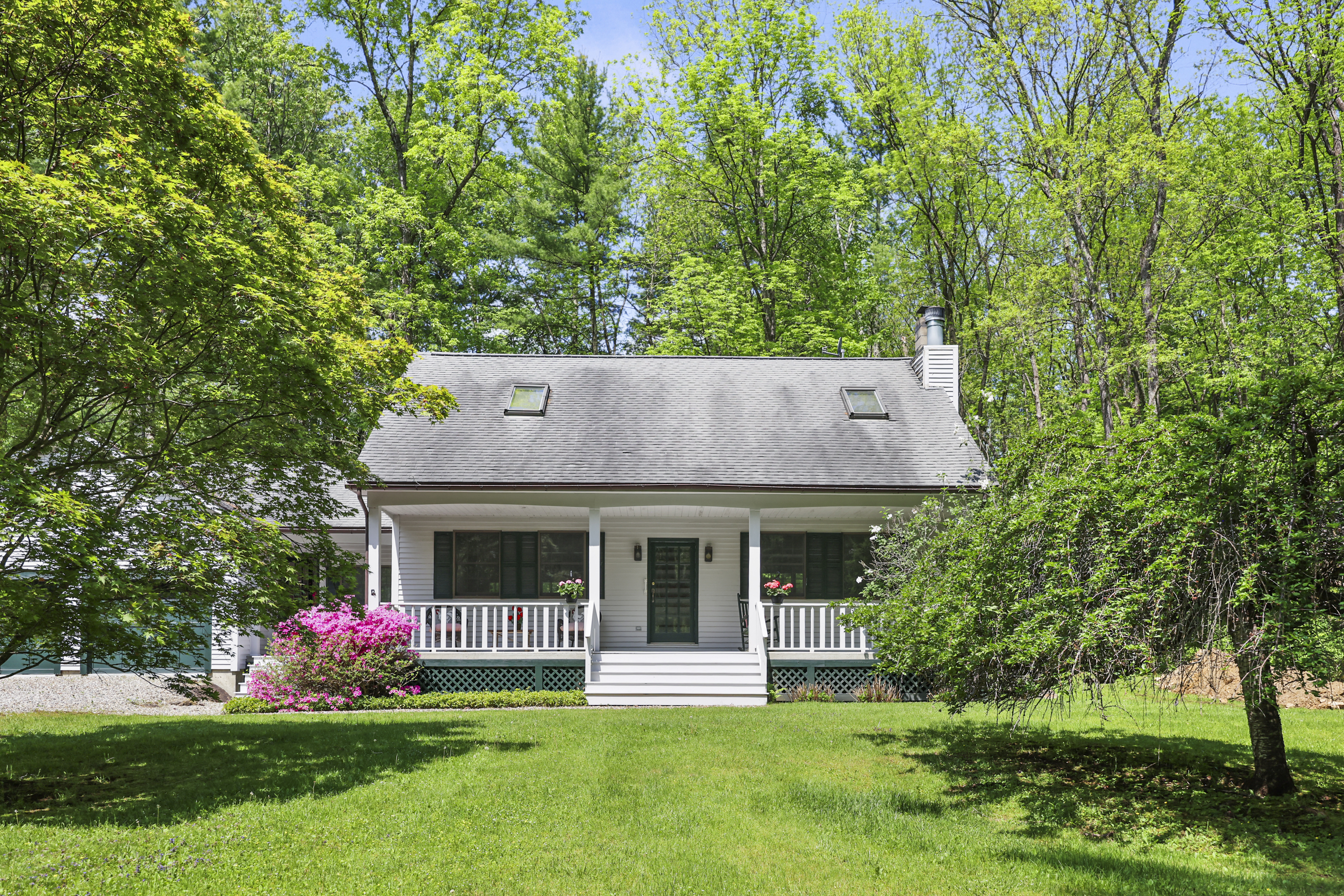  MODERN COMFORT MEETS TIMELESS NEW ENGLAND FARMHOUSE CHARM - 物件實景