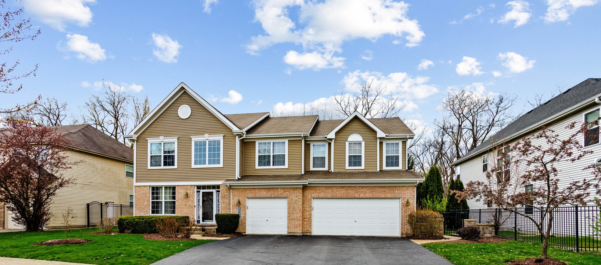 Bartlett, Illinois, 60103, United States, 4 Bedrooms Bedrooms, ,4 BathroomsBathrooms,Residential,For Sale,1950831