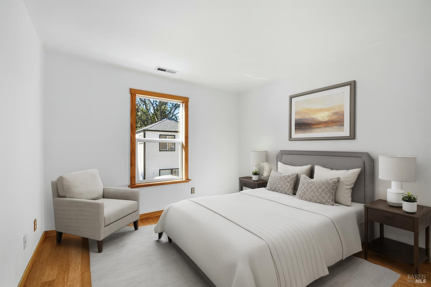 Santa Rosa, California, 95401, United States, 3 Bedrooms Bedrooms, ,2 BathroomsBathrooms,Residential,For Sale,1992819