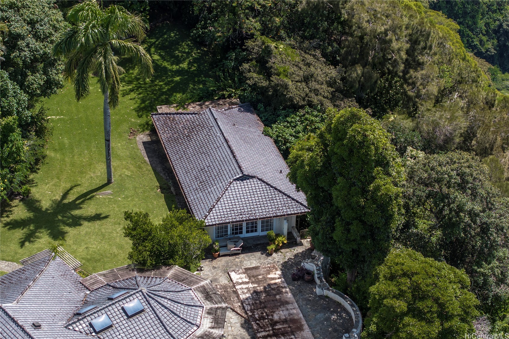 Honolulu, Hawaii, 96822, United States, 6 Bedrooms Bedrooms, ,6 BathroomsBathrooms,Residential,For Sale,1839855