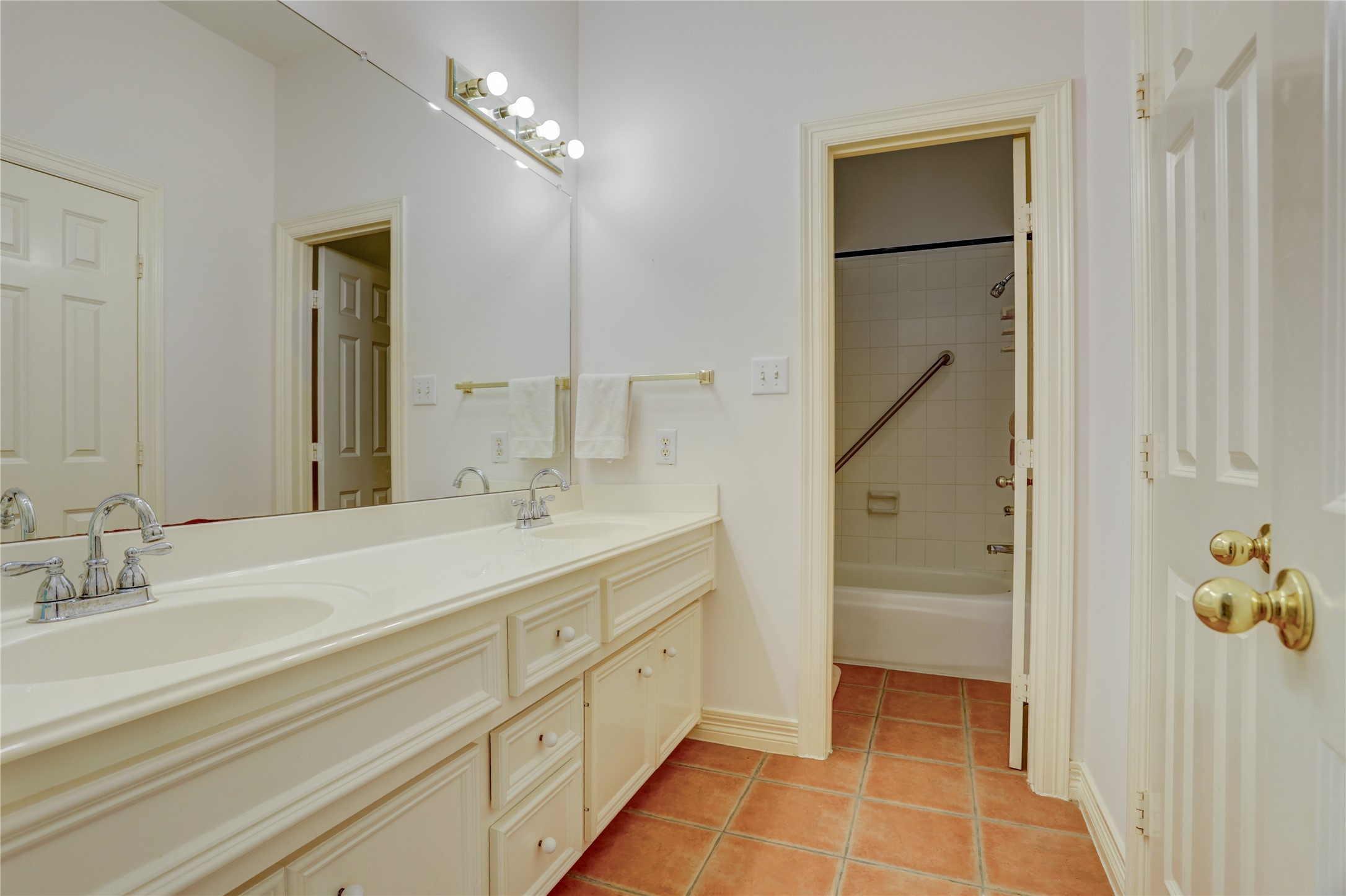  4024 Lanark Lane - 物件實景