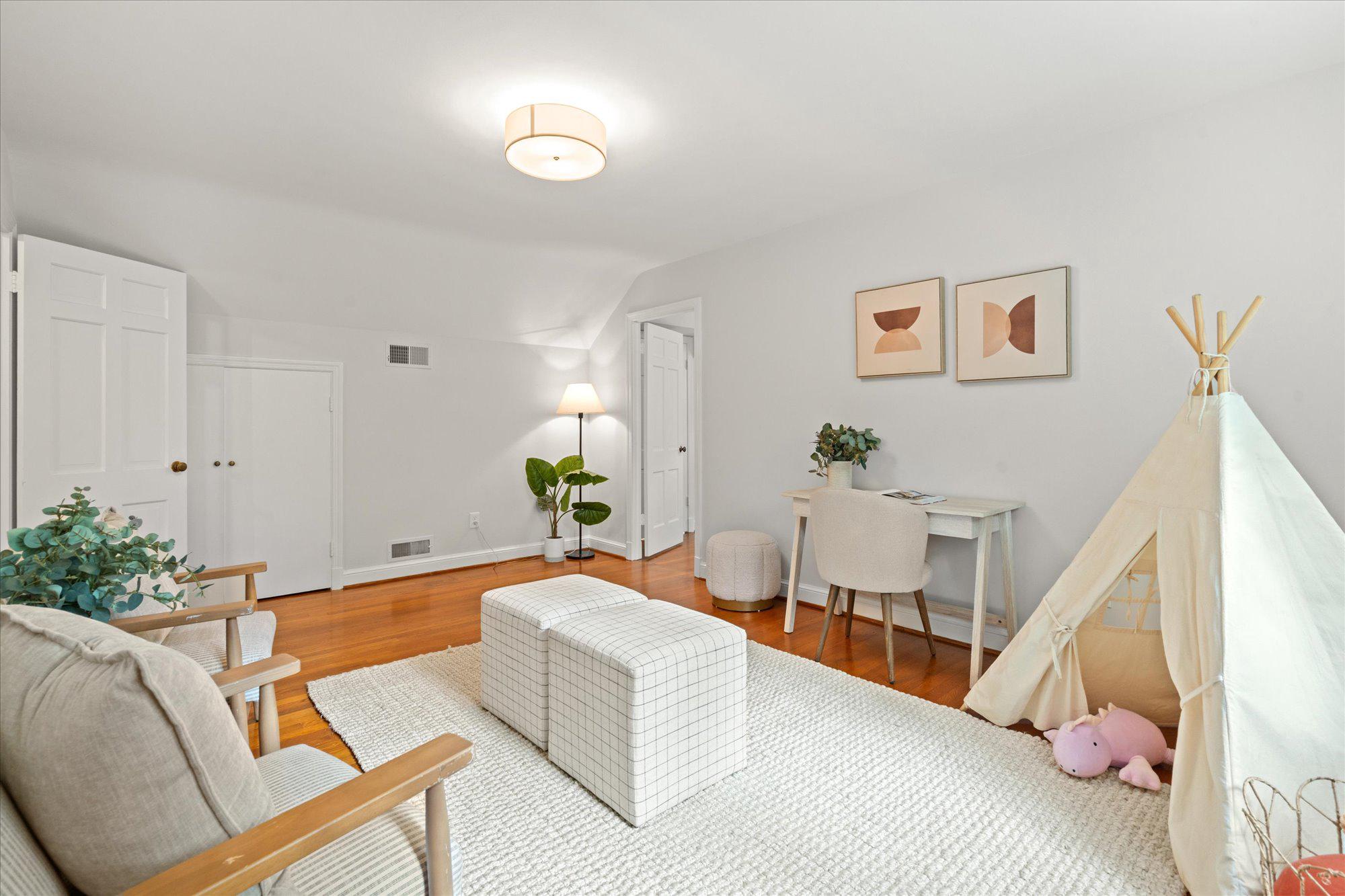  5016 Scarsdale Road, Bethesda, MD, 20816 - 物件實景