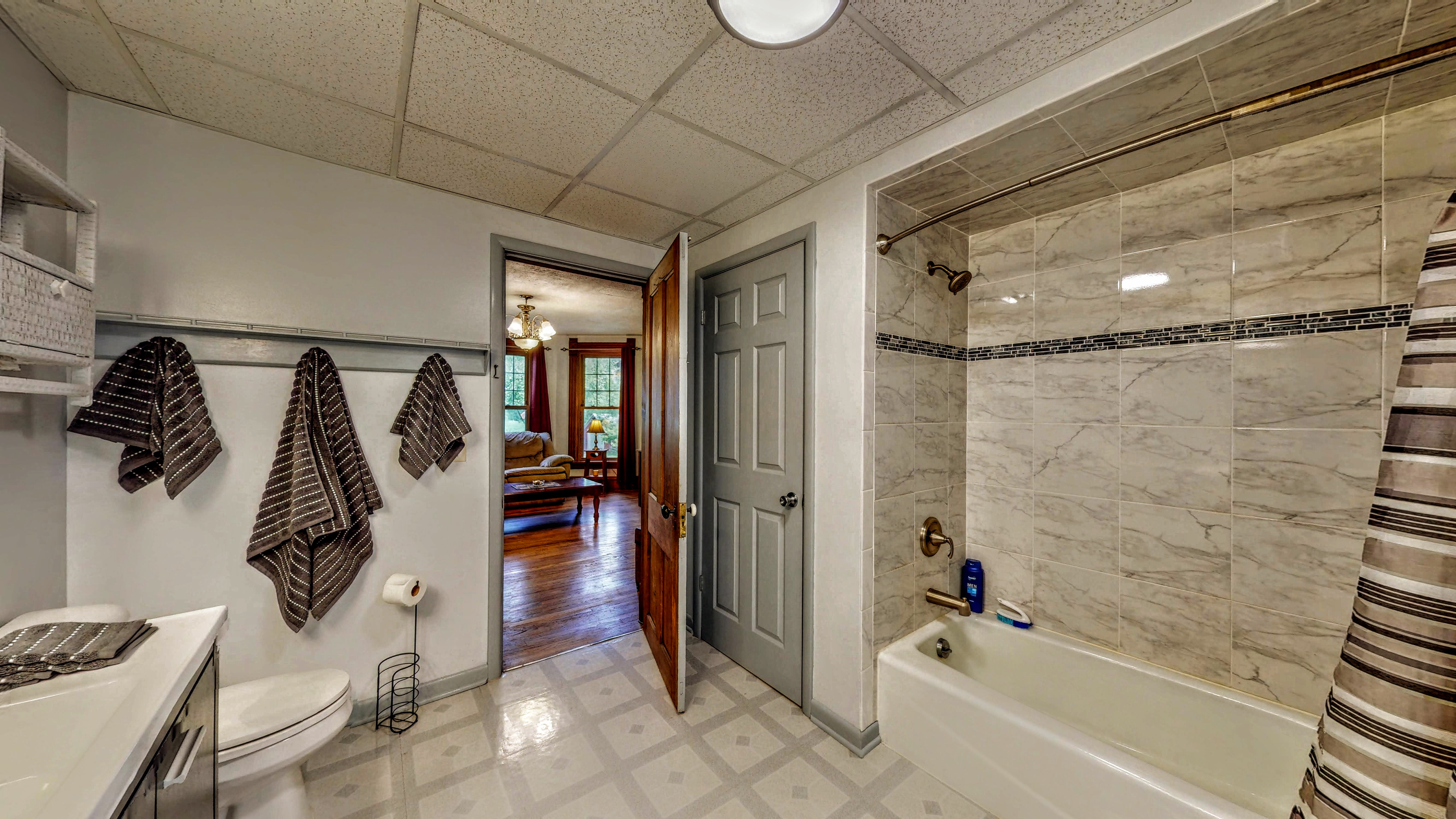 Milford, Wisconsin, 53551, United States, 4 Bedrooms Bedrooms, ,2 BathroomsBathrooms,Residential,For Sale,1889532