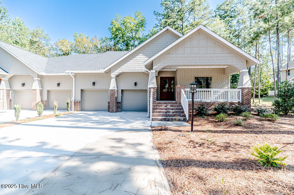 Pinehurst, North Carolina, 28374, United States, 4 Bedrooms Bedrooms, ,4 BathroomsBathrooms,Residential,For Sale,1895891