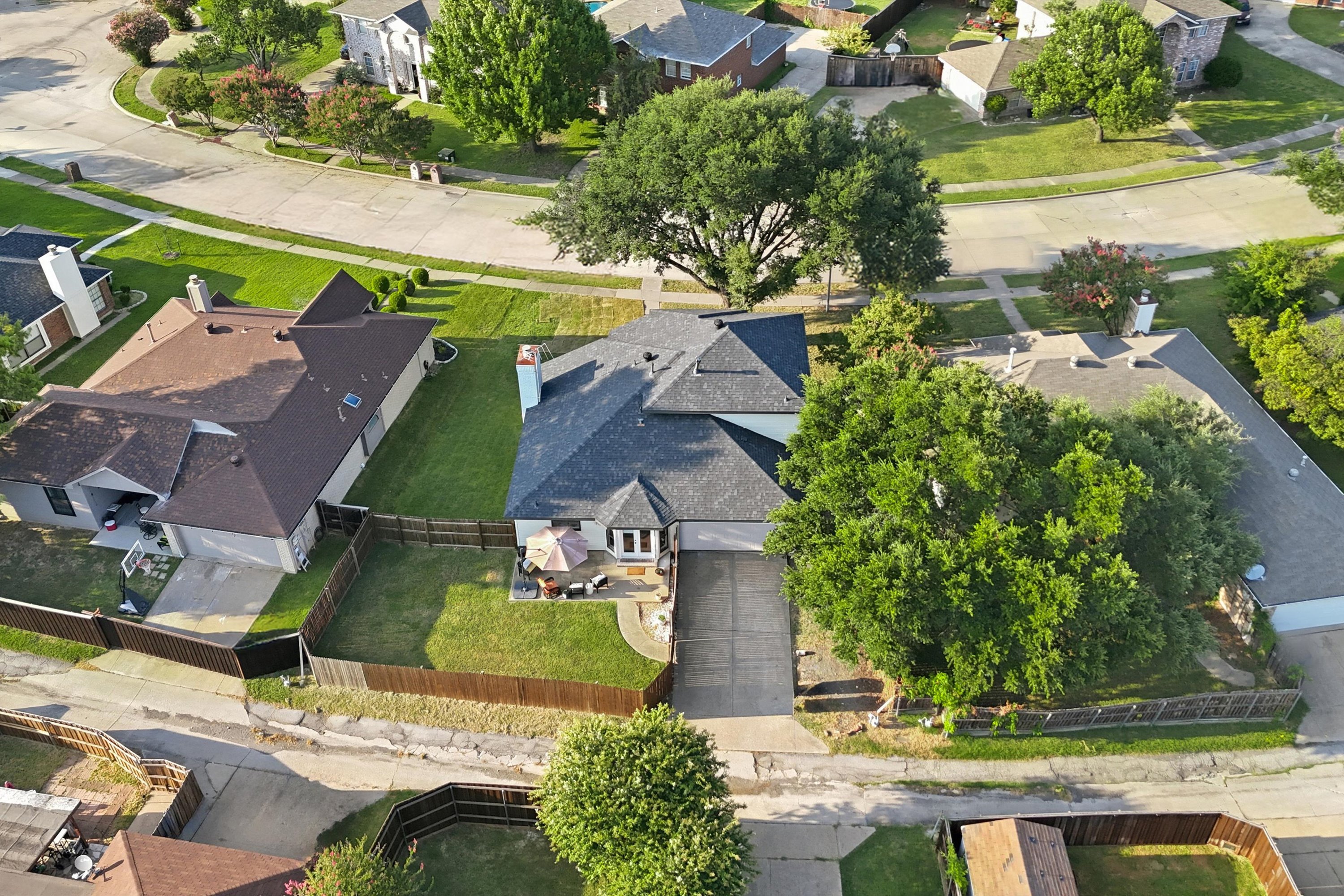  Beautifully Updated in Rowlett with a 2.75% Assumable FHA Loan - 物件實景