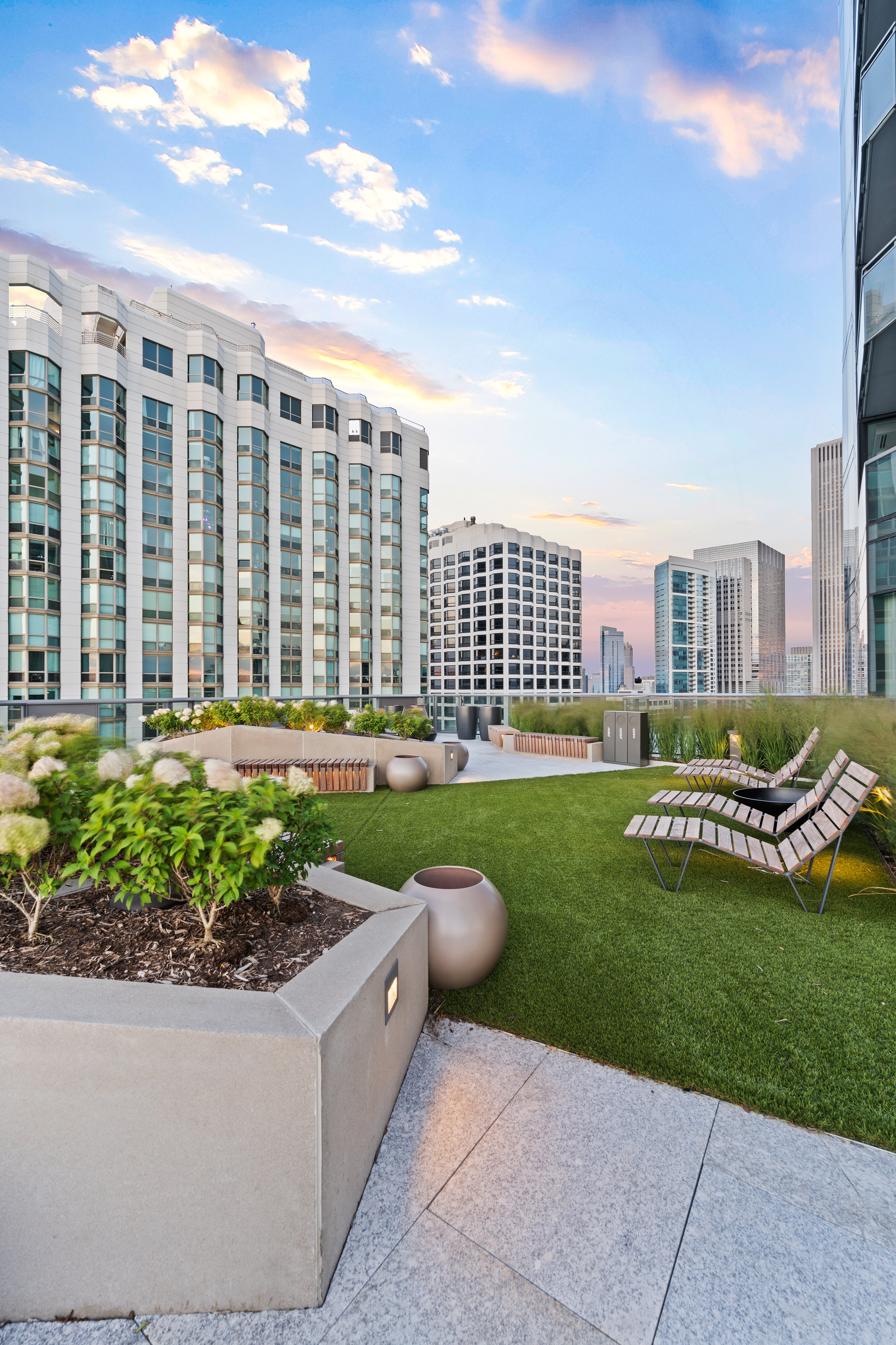  Experience Luxury Resort-Style Lakefront Living at Cirrus - 物件實景