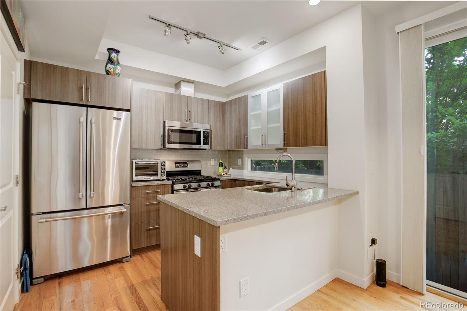 Denver, Colorado, 80205, United States, 2 Bedrooms Bedrooms, ,1 BathroomBathrooms,Residential,For Sale,1849000
