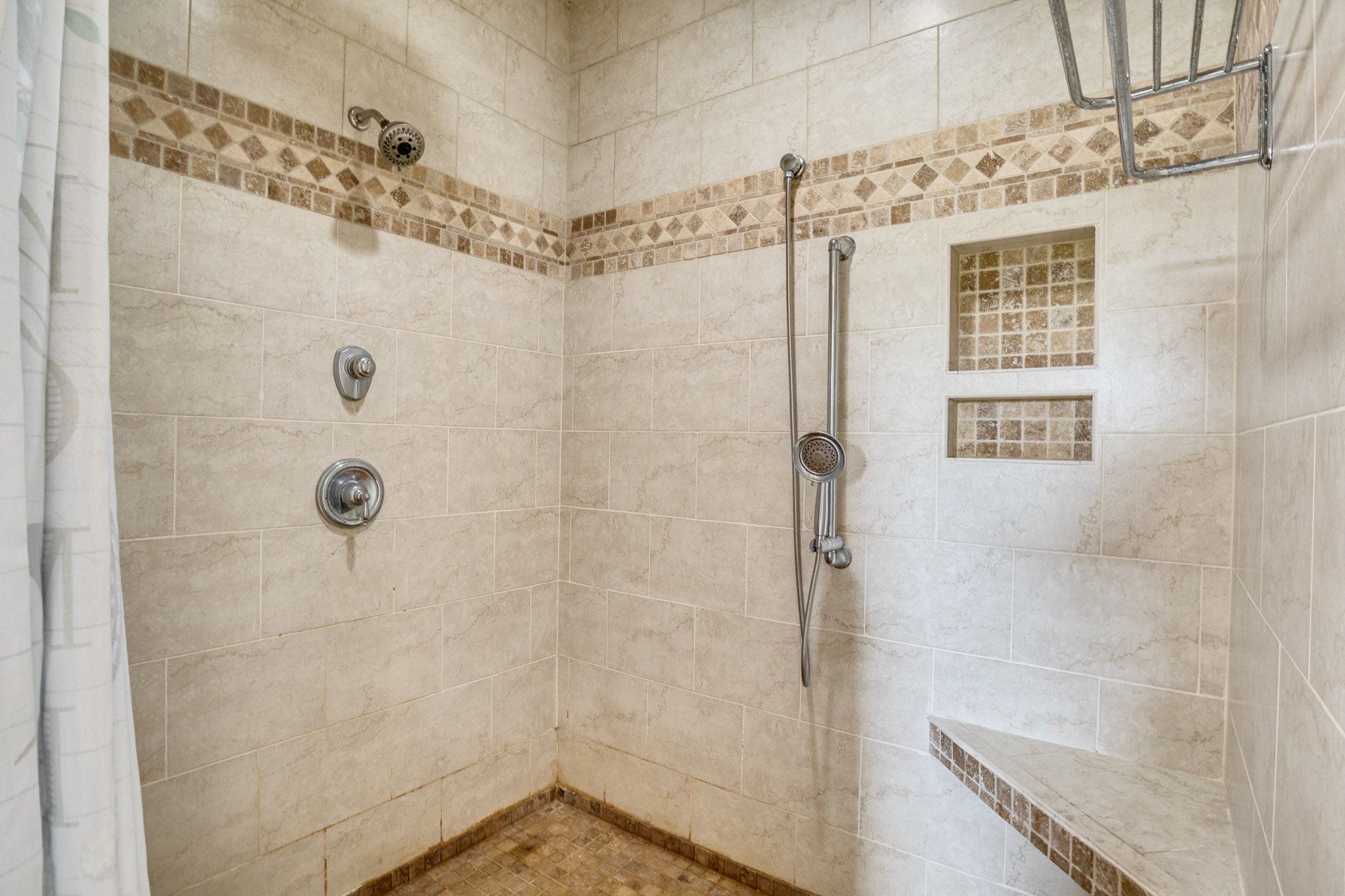 Sevierville, Tennessee, 37876, United States, 3 Bedrooms Bedrooms, ,3 BathroomsBathrooms,Residential,For Sale,1979818