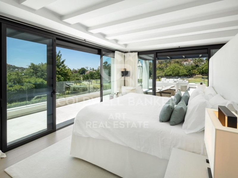 Marbella, Andalusia, ES, 5 Bedrooms Bedrooms, ,5 BathroomsBathrooms,Residential,For Sale,1760683