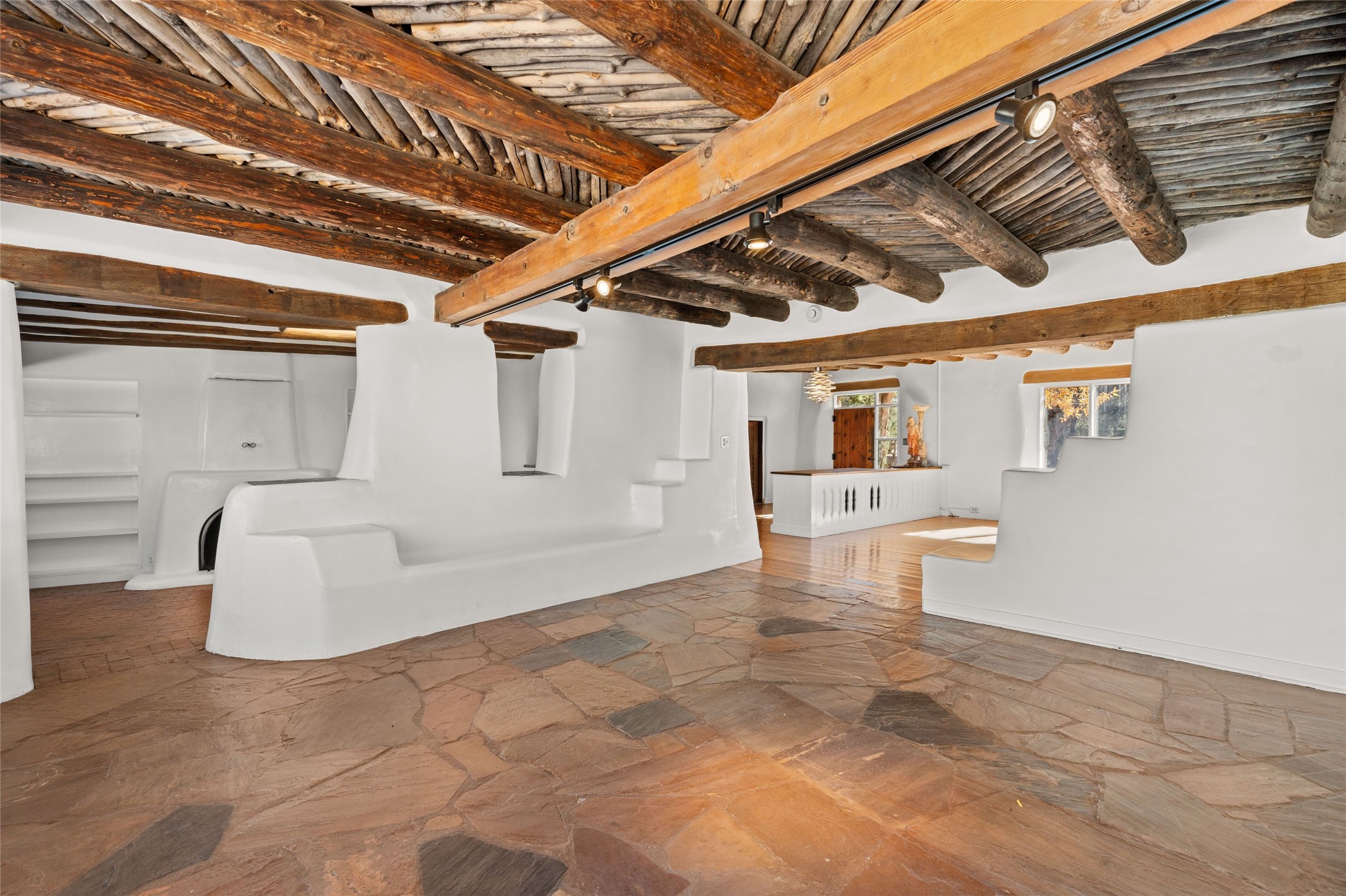  185 Brownell Howland - 物件實景